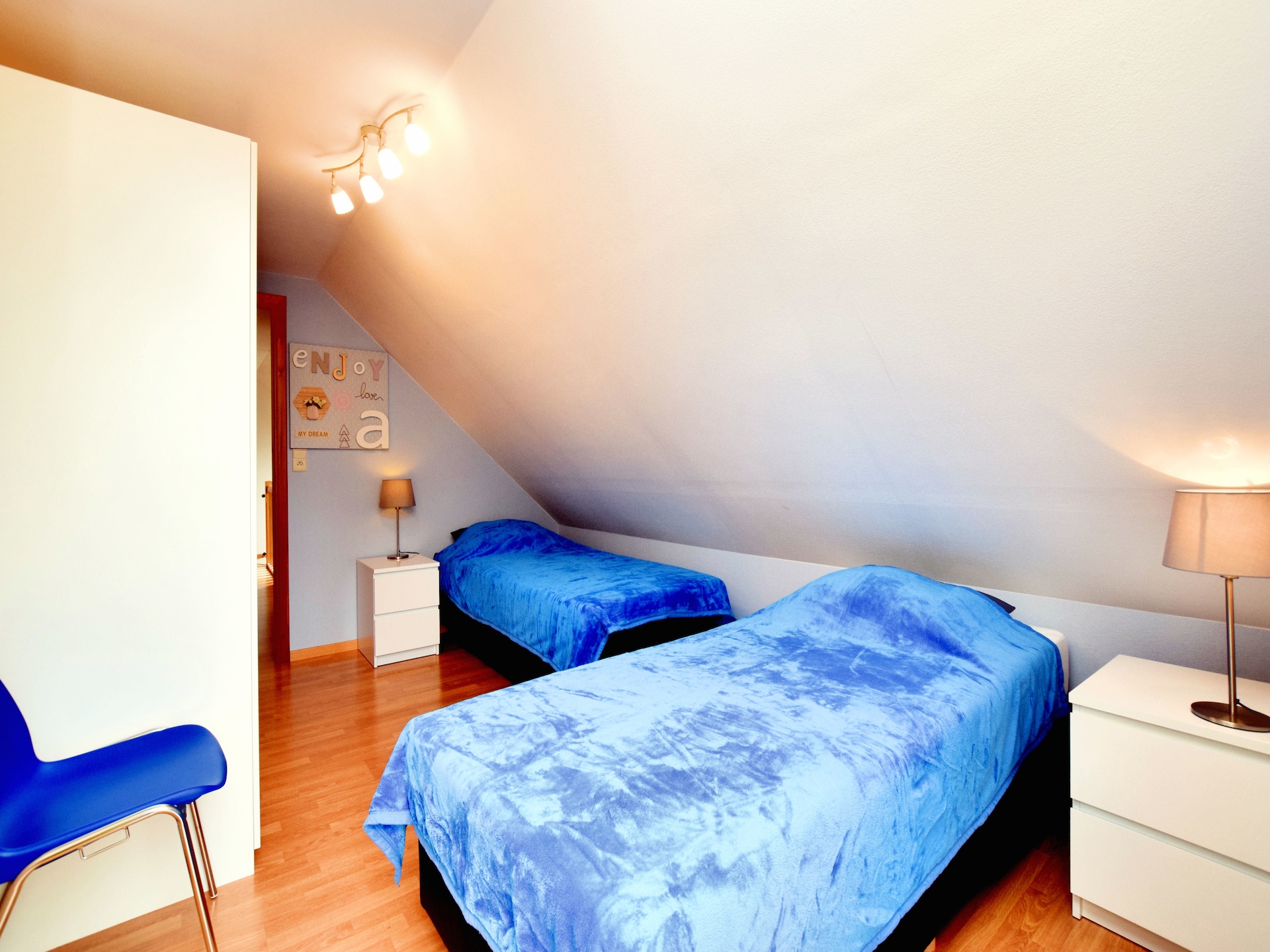 8-persoons vakantiehuis met tuin en vijver in Septon - foto 26