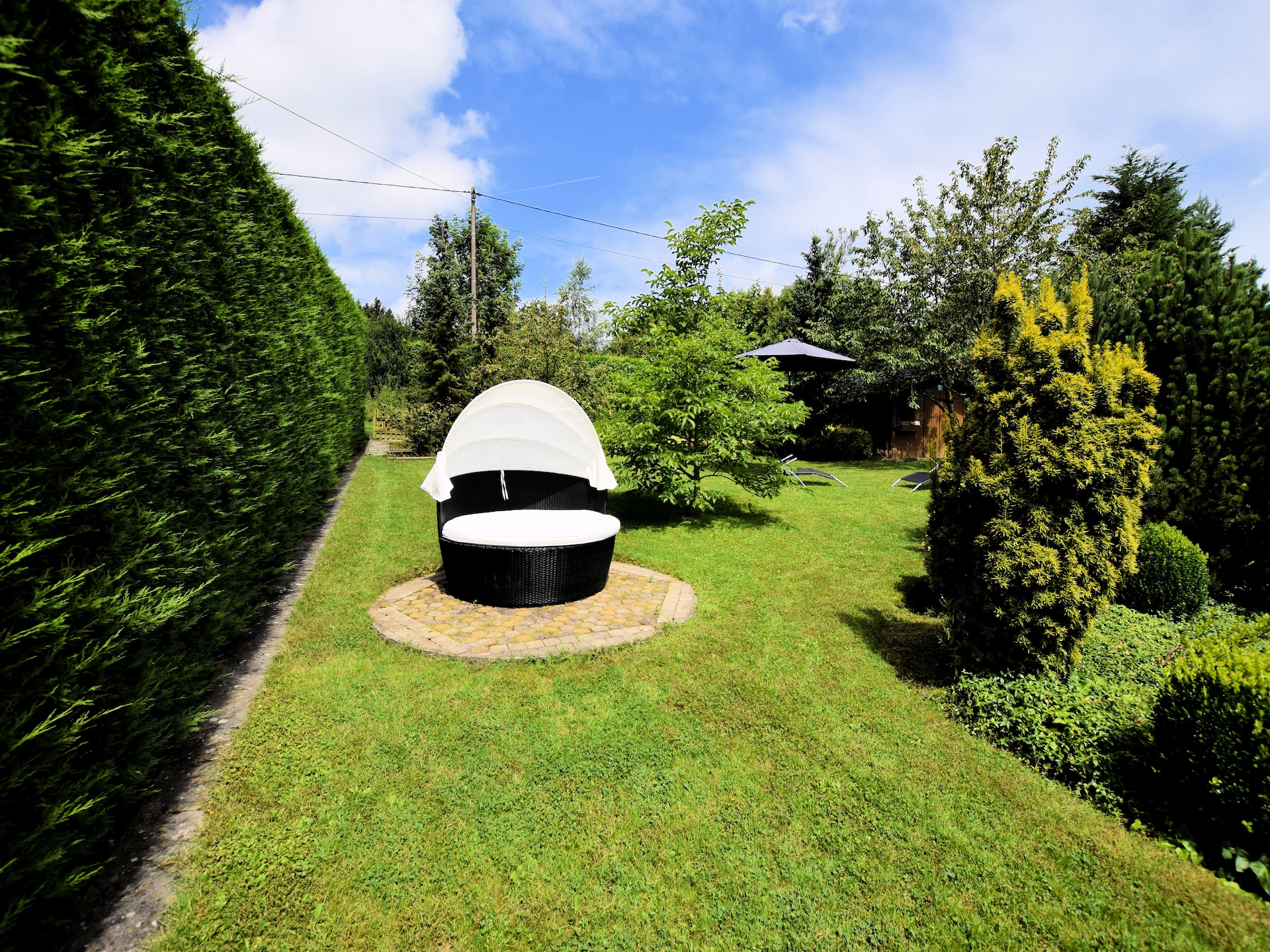 8-persoons vakantiehuis met tuin en vijver in Septon - foto 10