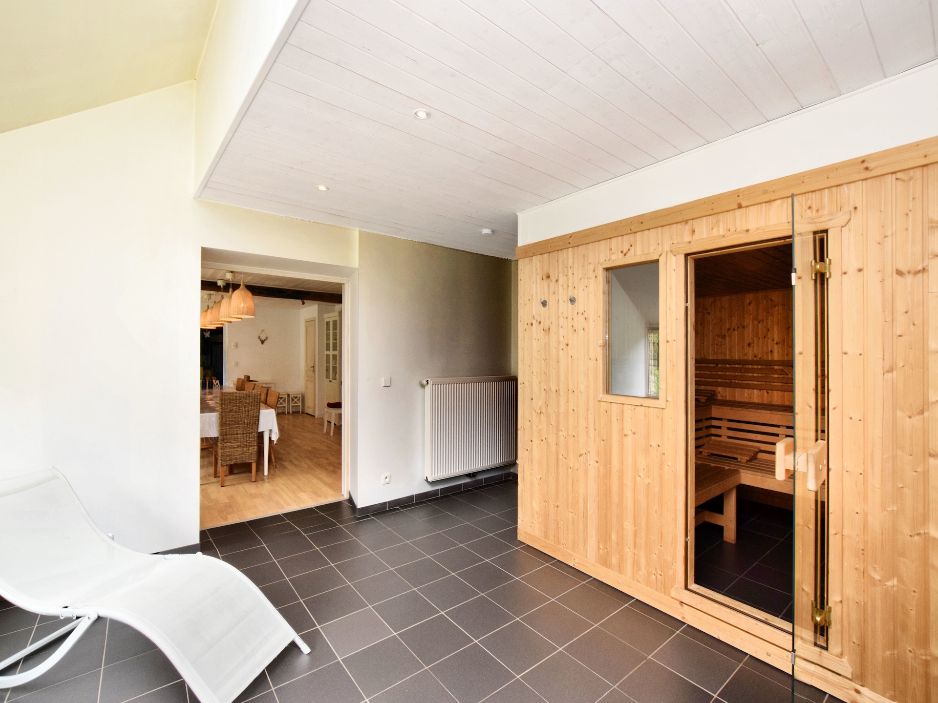 20-persoons vakantiehuis Chiny met sauna, op 1 km van piste en centrum - foto 7