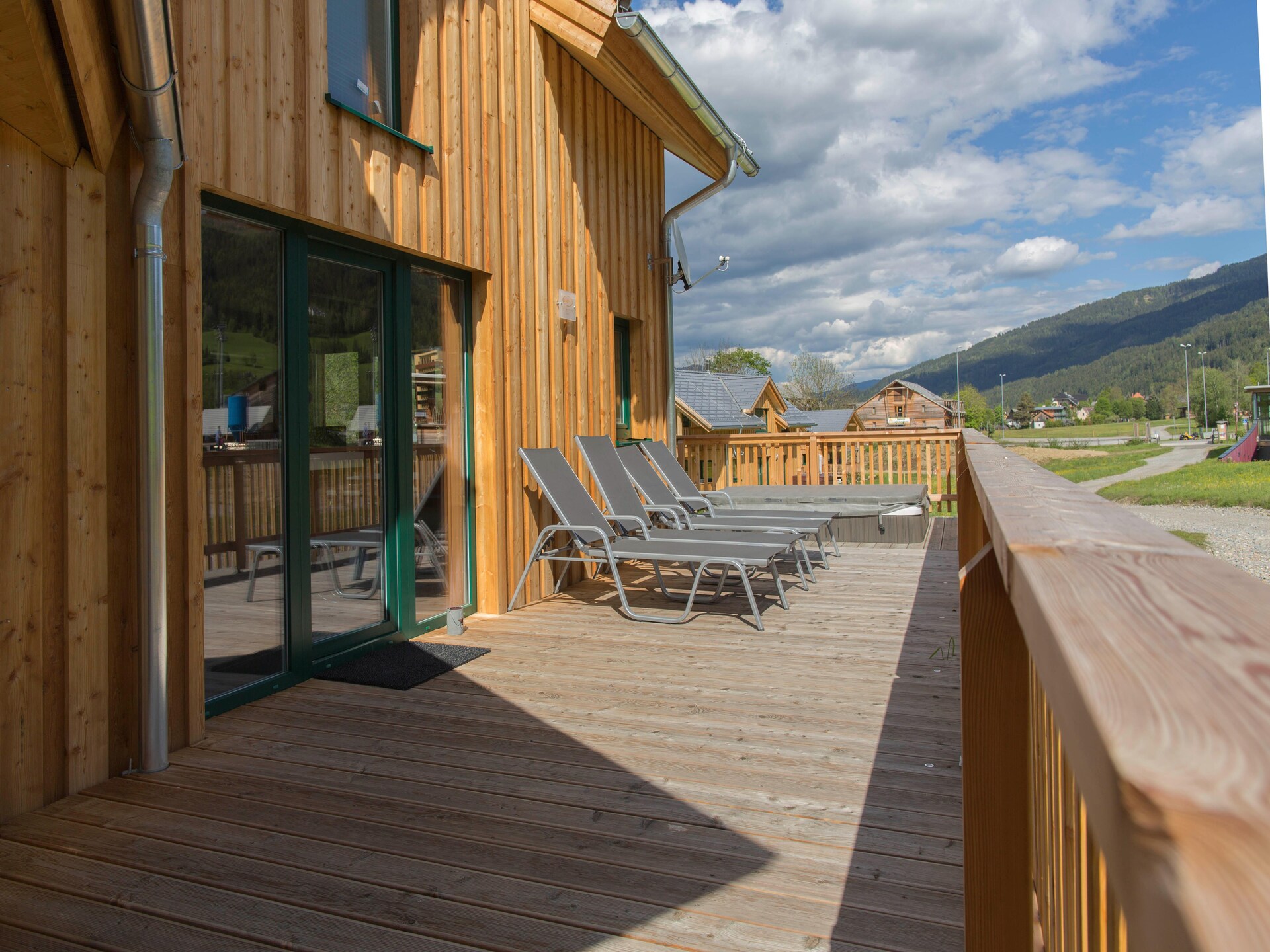 Ruim 10-persoons chalet met hot tub op 100m van de skilift in Kreischberg - foto 14