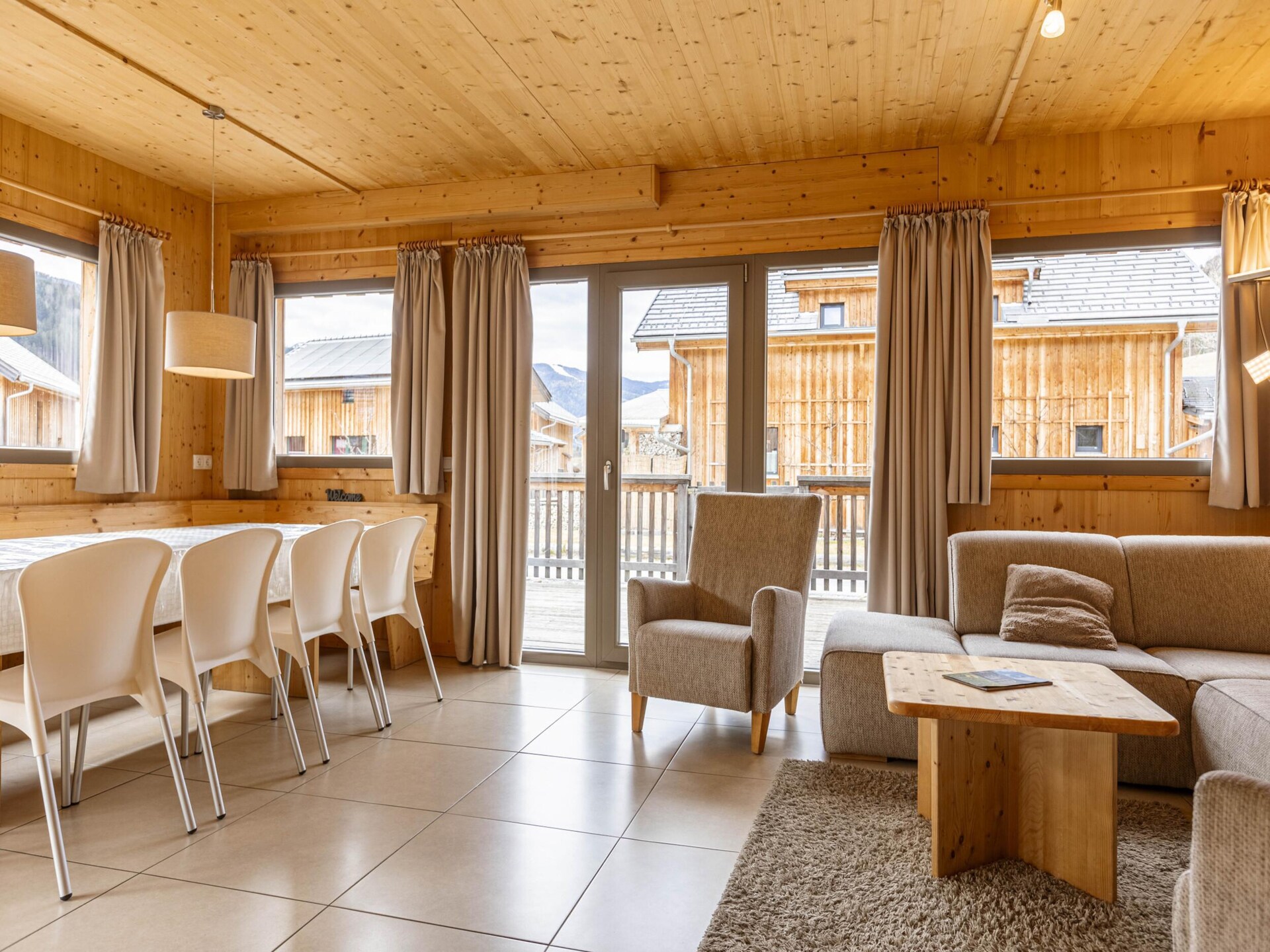 Ruim chalet voor 10 personen met sauna en hottub in Murau, aan de bosrand - foto 10