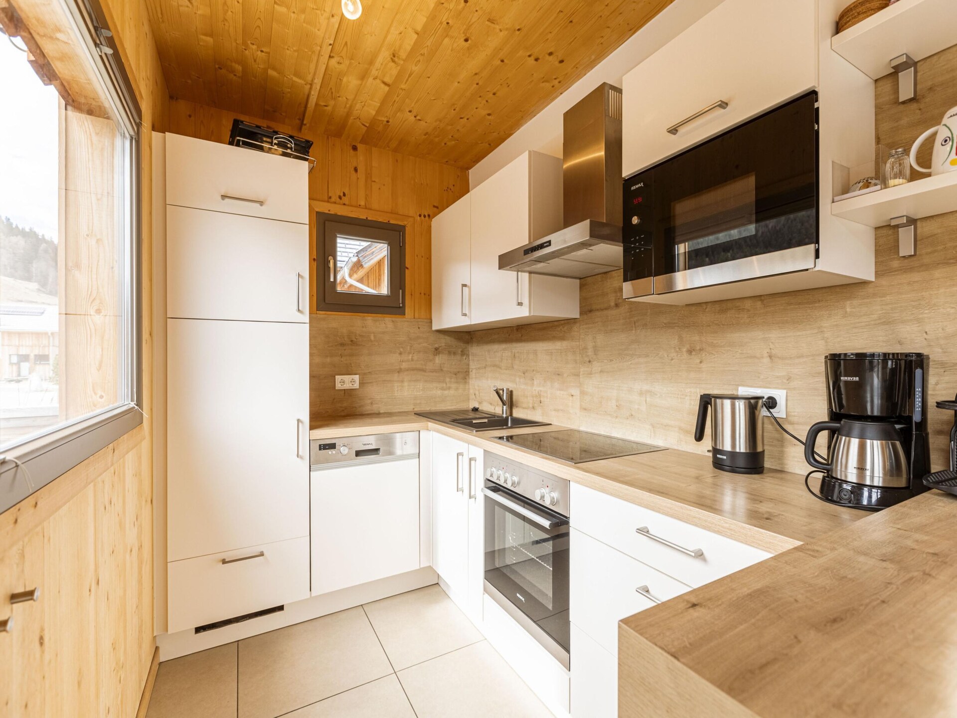 Ruim chalet voor 10 personen met sauna en hottub in Murau, aan de bosrand - foto 15