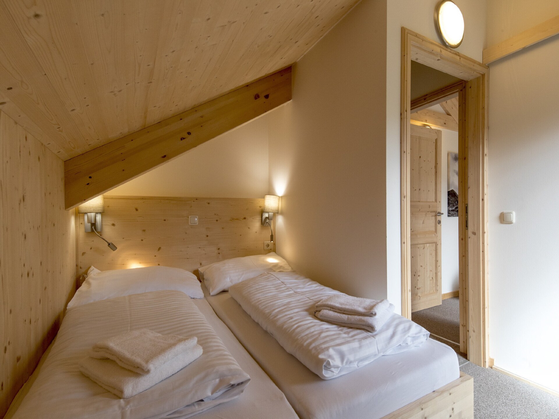 Aan de piste: Luxe chalet voor 10 personen in Sankt Georgen · 5 slk - foto 17