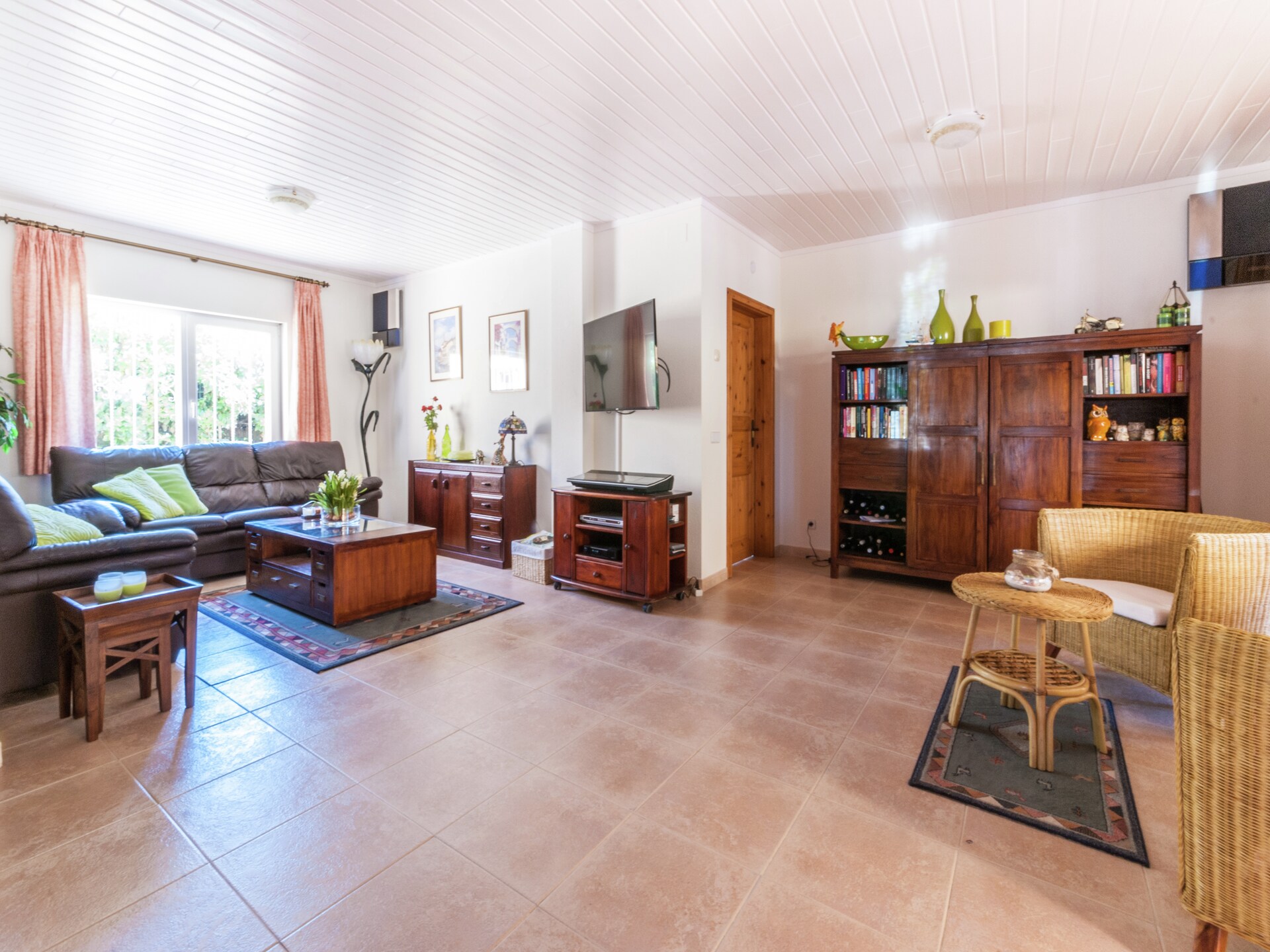 Ruim vakantiehuis met privézwembad, havenligplaats en omheinde tuin in Sant Pere Pescador - foto 10