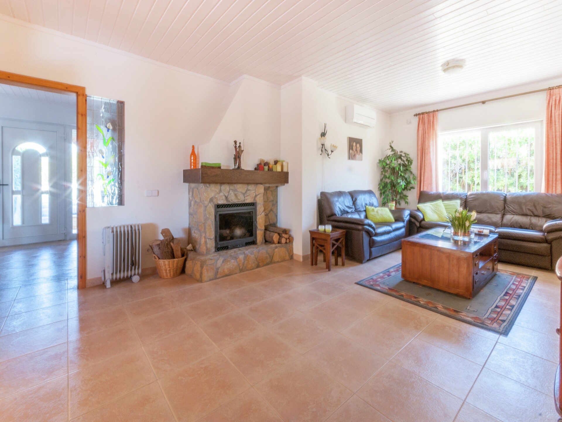 Ruim vakantiehuis met privézwembad, havenligplaats en omheinde tuin in Sant Pere Pescador - foto 7