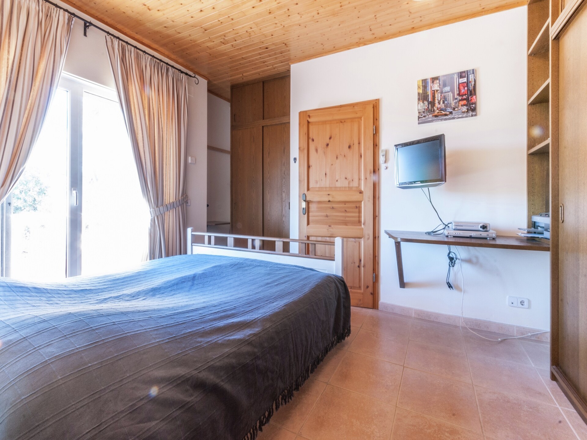 Ruim vakantiehuis met privézwembad, havenligplaats en omheinde tuin in Sant Pere Pescador - foto 22