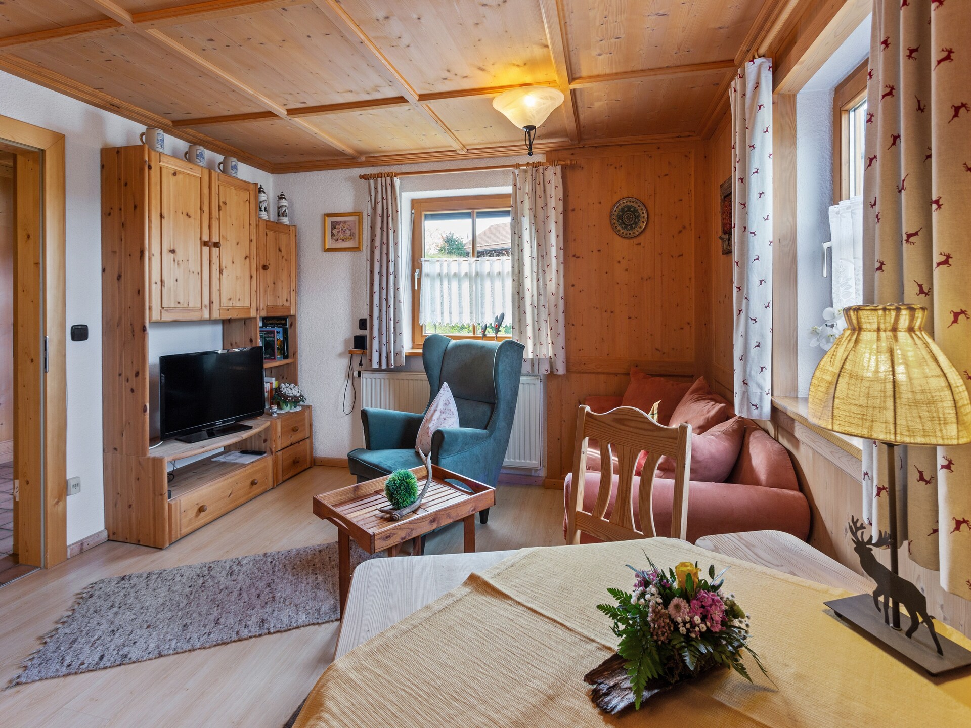Knus appartement in Trauchgau met tuin, vlakbij skilift en bos - foto 15
