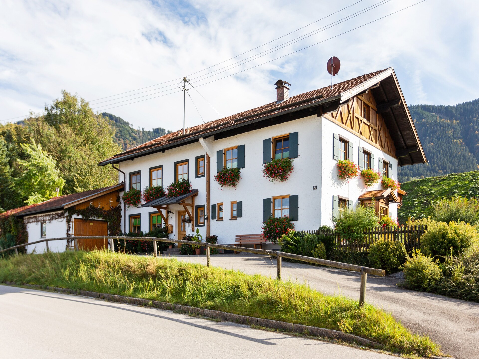 Knus appartement in Trauchgau met tuin, vlakbij skilift en bos - foto 7