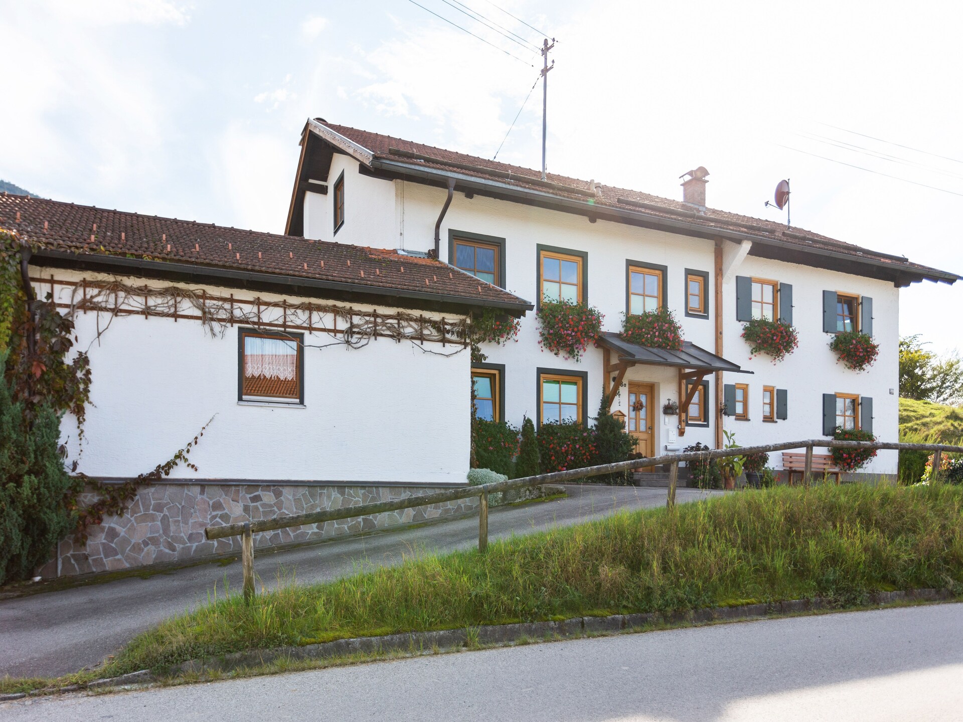 Knus appartement in Trauchgau met tuin, vlakbij skilift en bos - foto 9