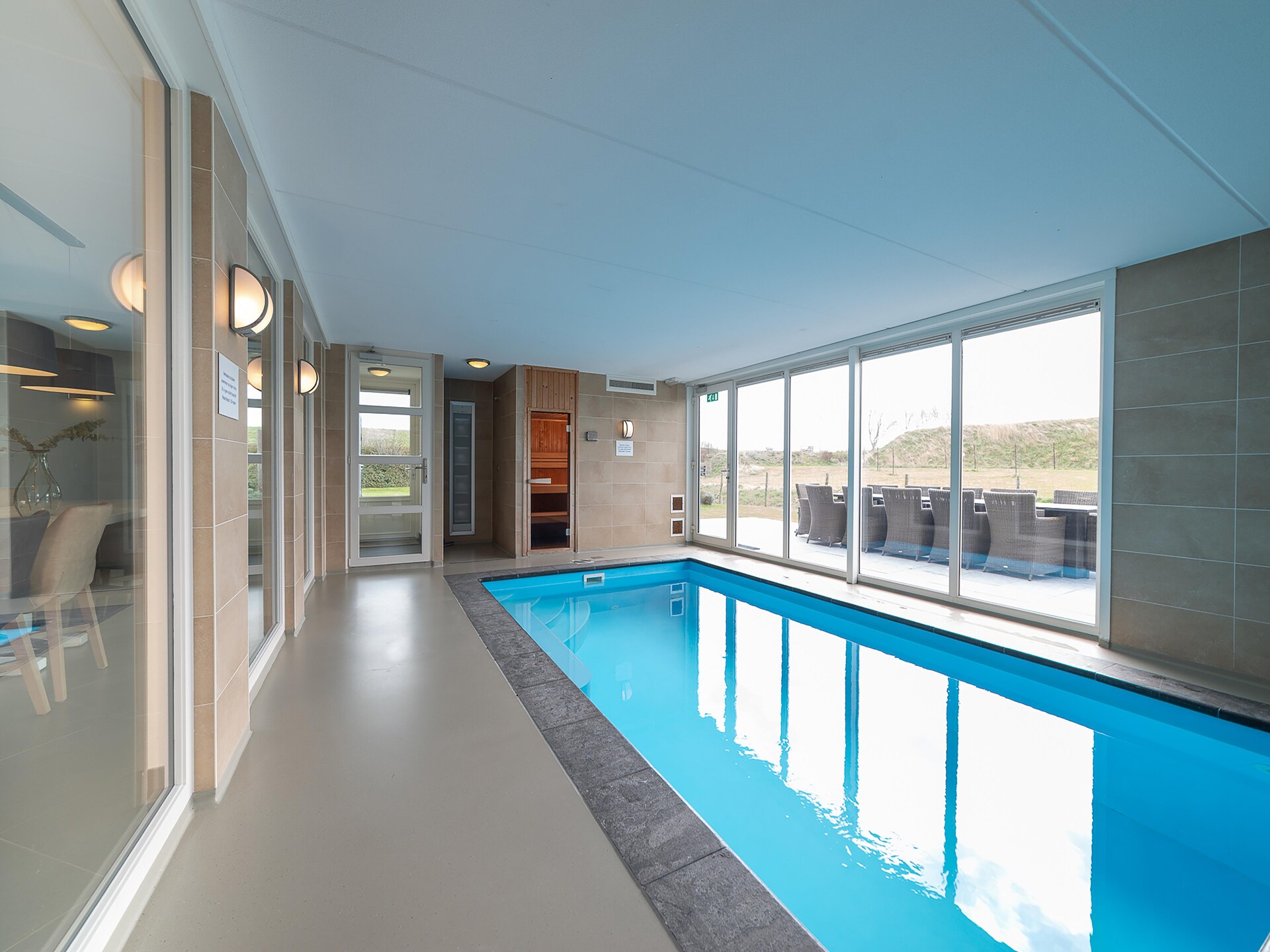 Luxe vakantievilla aan zee met privézwembad, sauna en lift in Colijnsplaat - foto 26