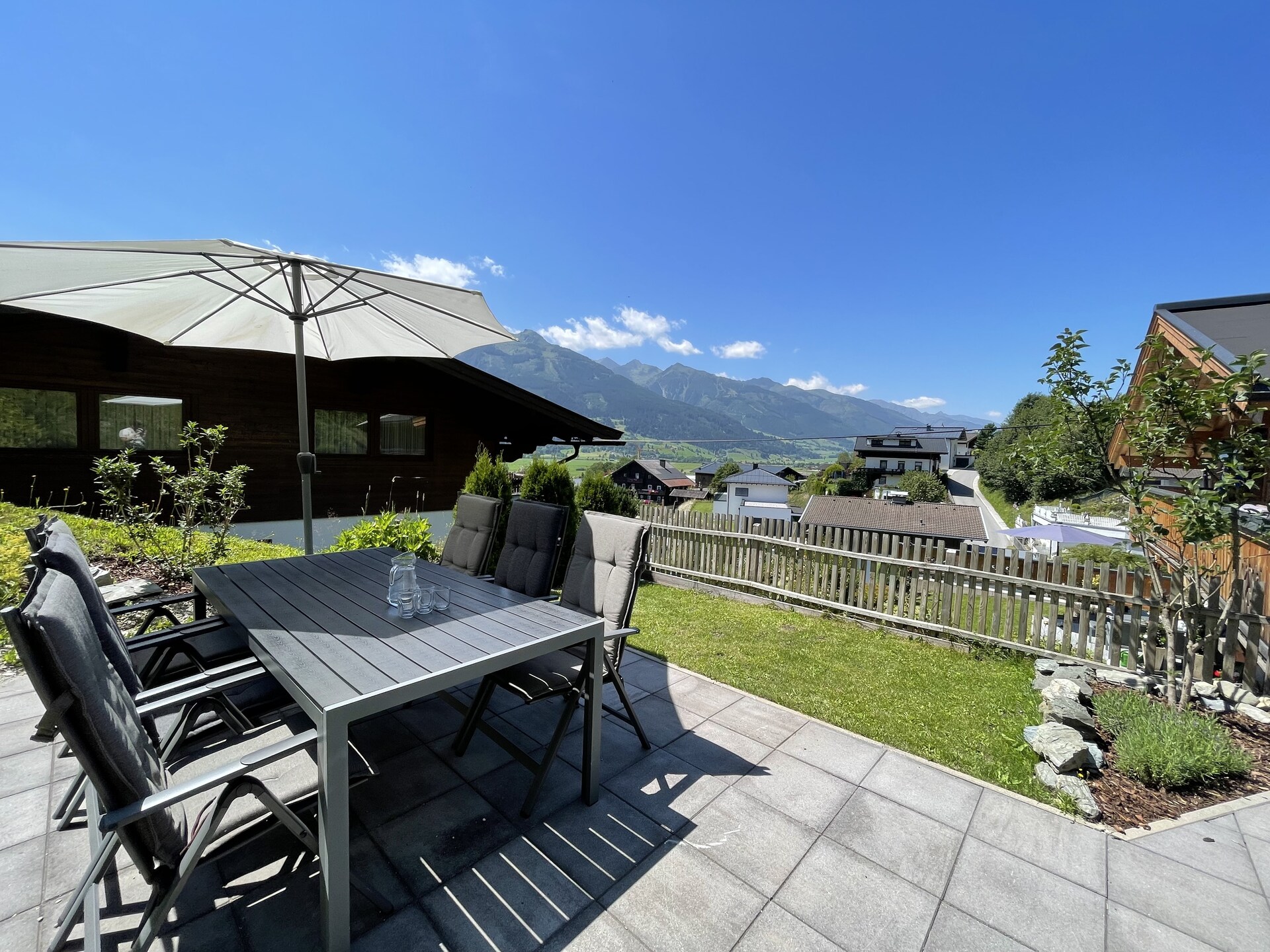 Centraal gelegen chalet in Piesendorf direct aan de piste - foto 32
