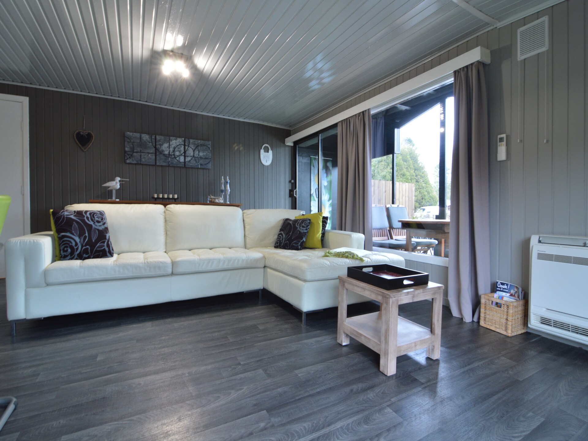 Vijverzicht – Modern vakantiehuis aan het water in Geel - foto 10