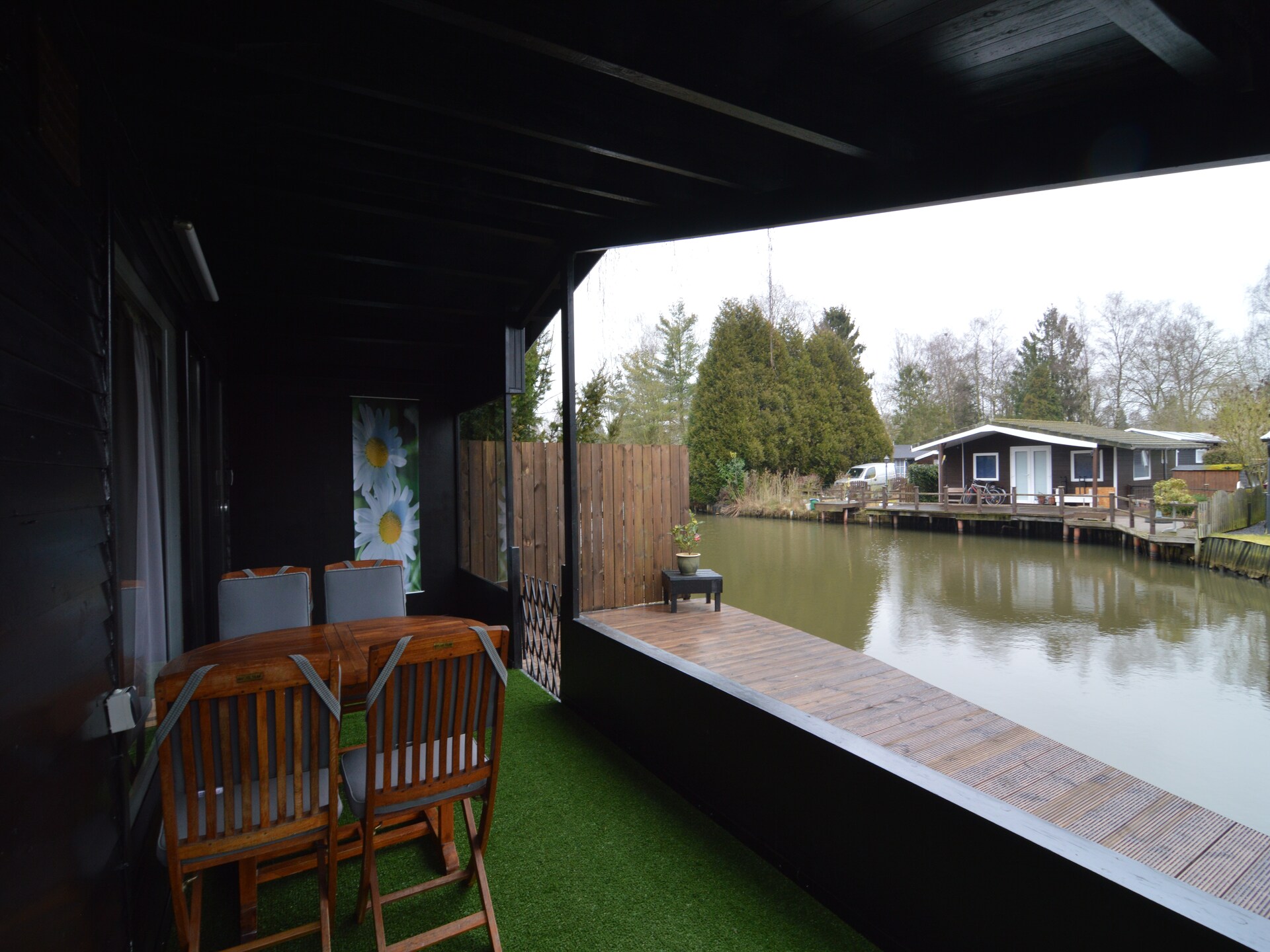 Vijverzicht – Modern vakantiehuis aan het water in Geel - foto 25