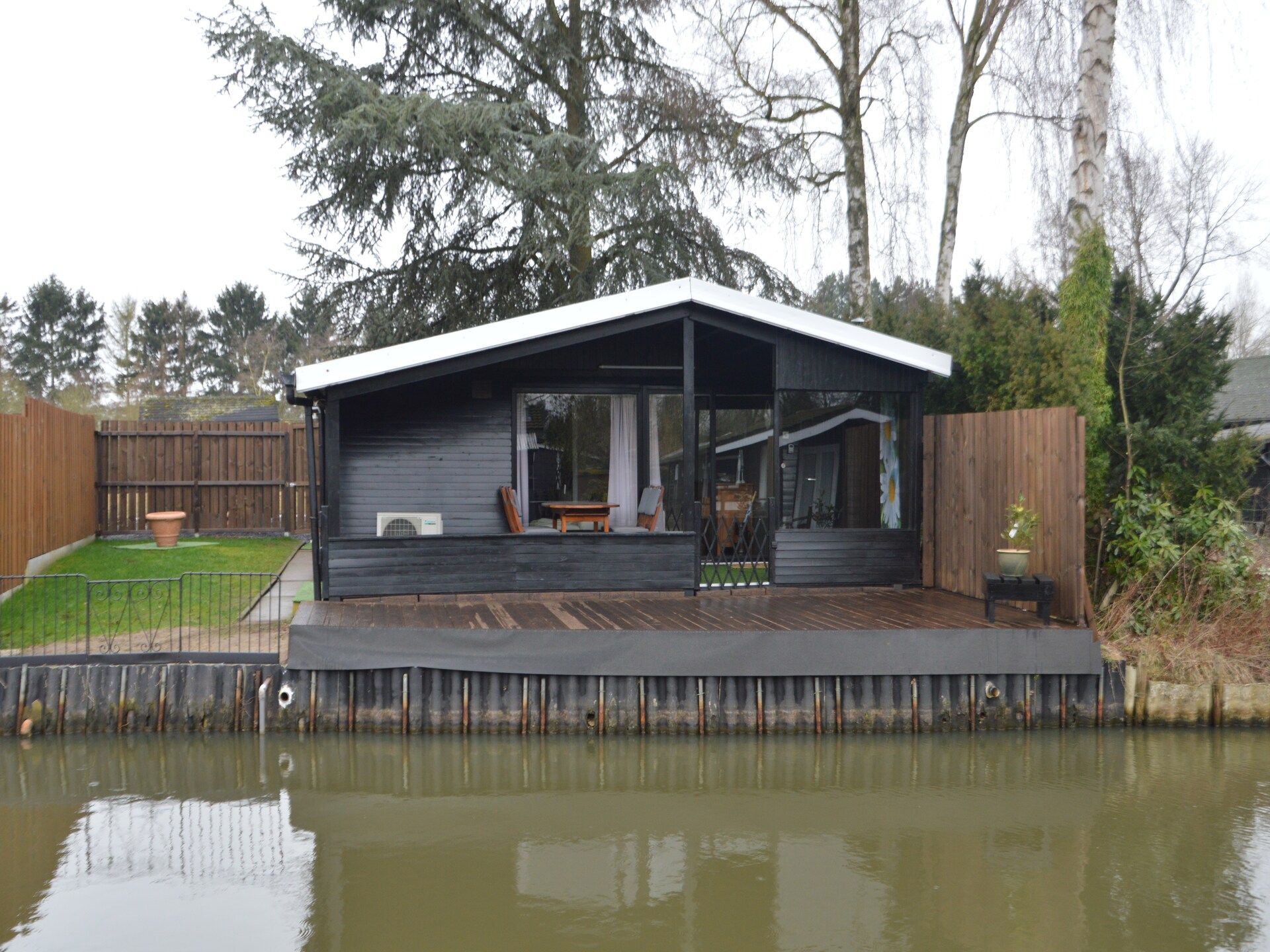 Vijverzicht – Modern vakantiehuis aan het water in Geel - foto 16