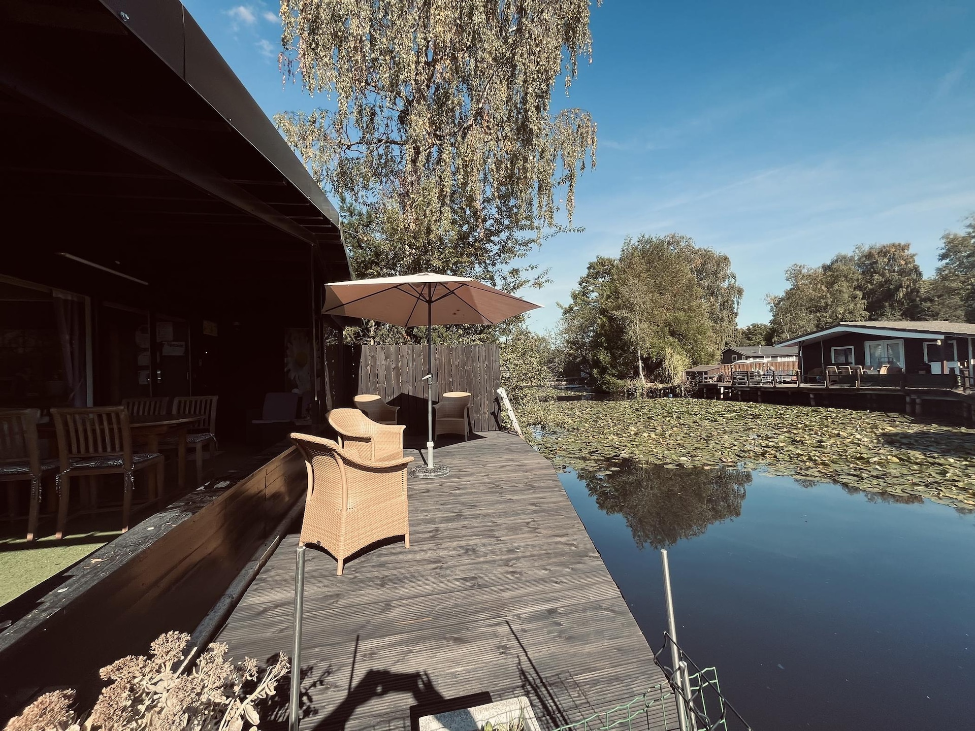 Vijverzicht – Modern vakantiehuis aan het water in Geel - foto 37