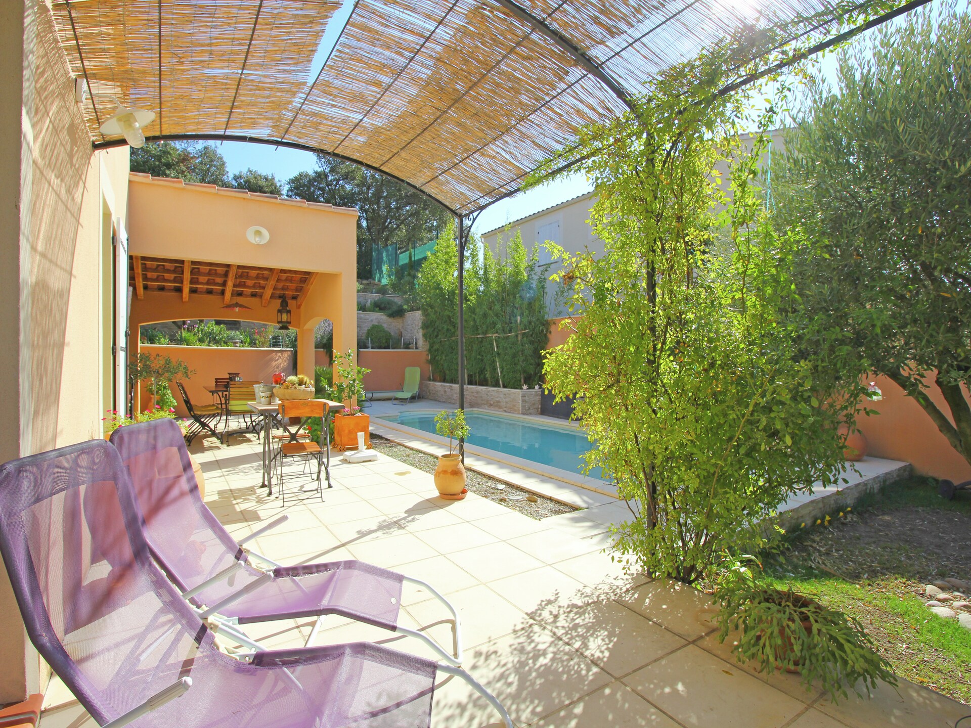 Modern vakantiehuis met privézwembad nabij Sérignan-du-Comtat - foto 23