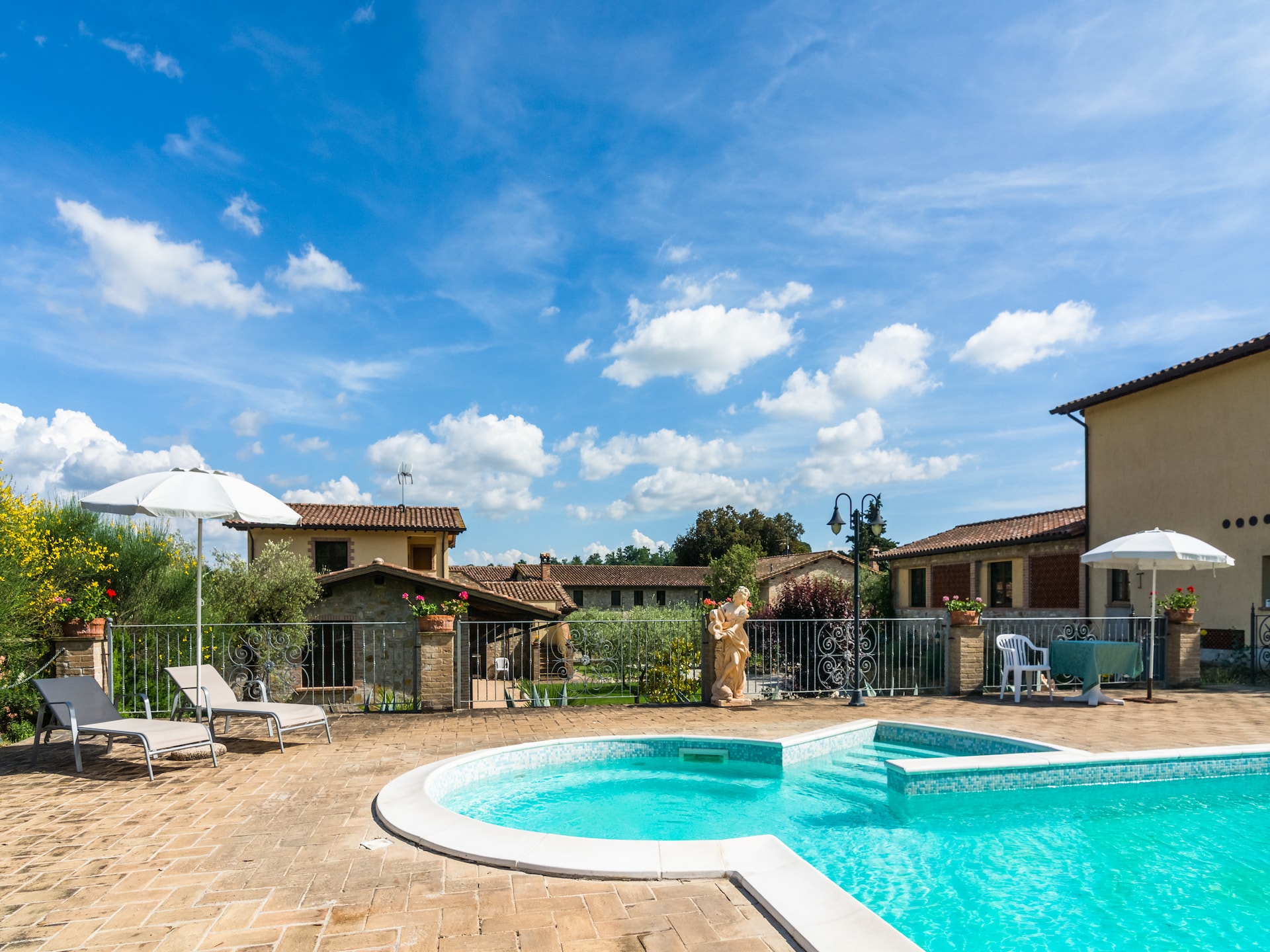 Rustiek landhuis Il Leccio in Perugia met zwembad en wellness - foto 11