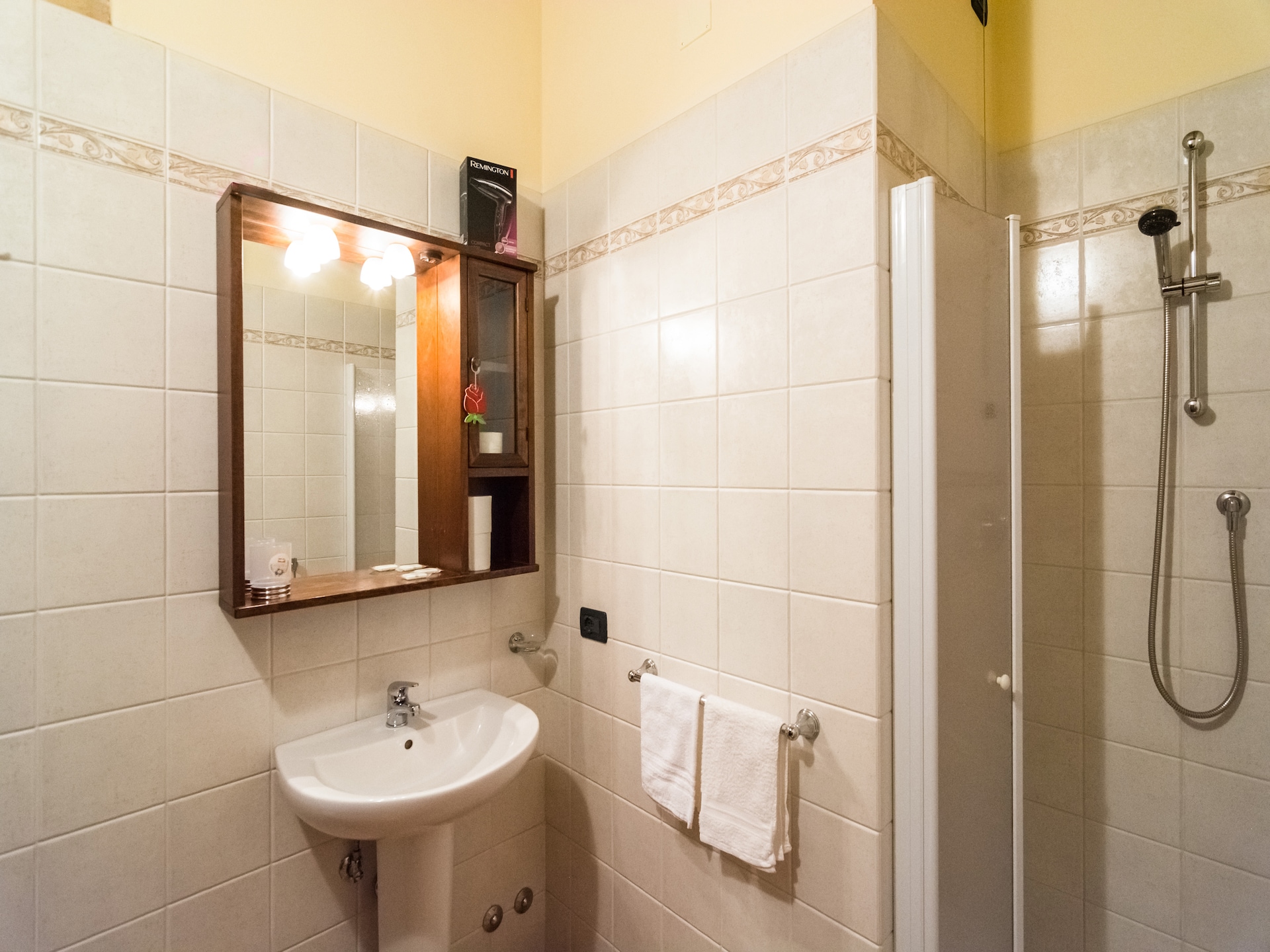 Rustiek landhuis Il Leccio in Perugia met zwembad en wellness - foto 18