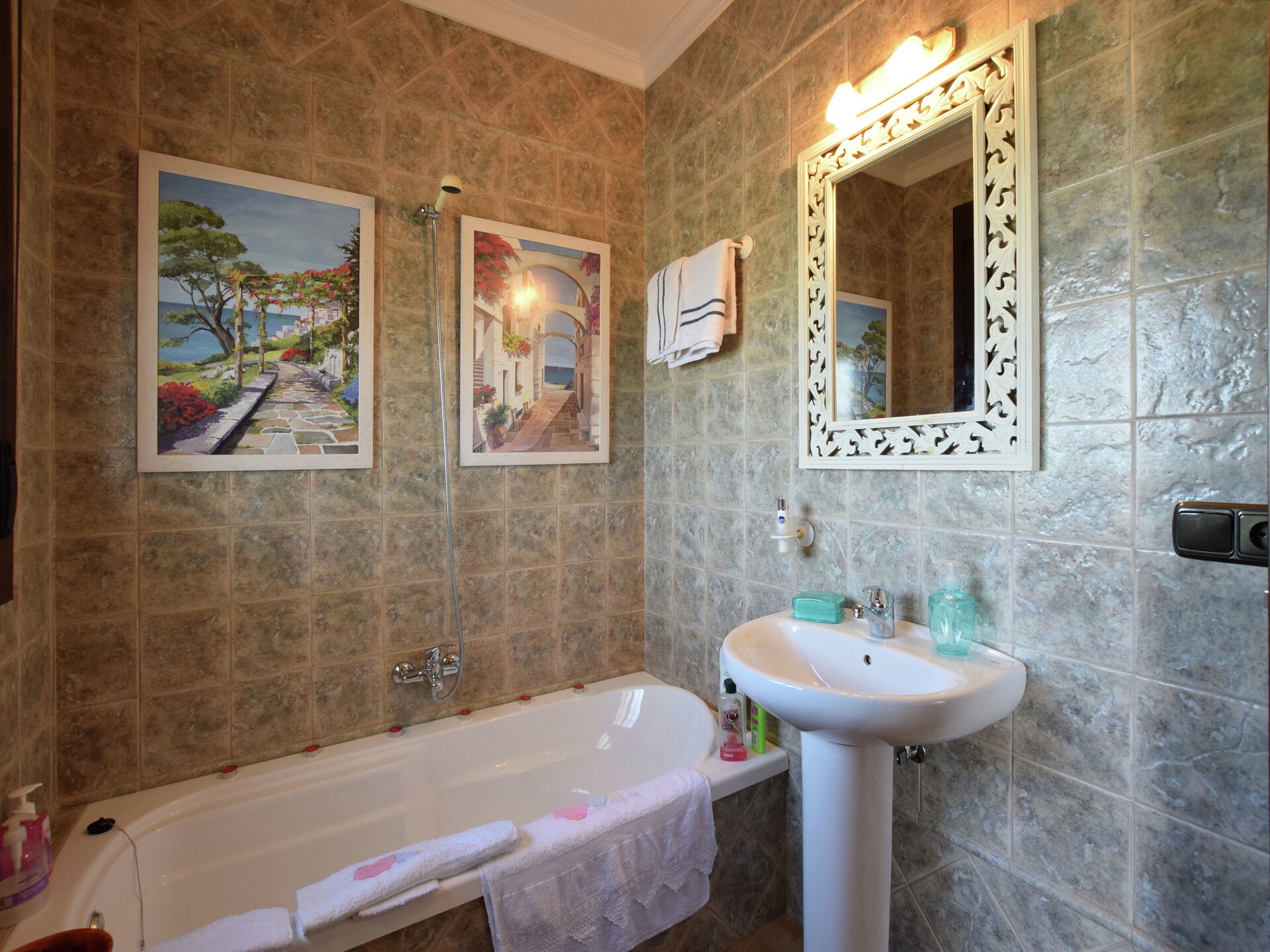 Casa Victor: Ruime Andalusische villa met panoramisch uitzicht in Villanueva de Trabuco - foto 31