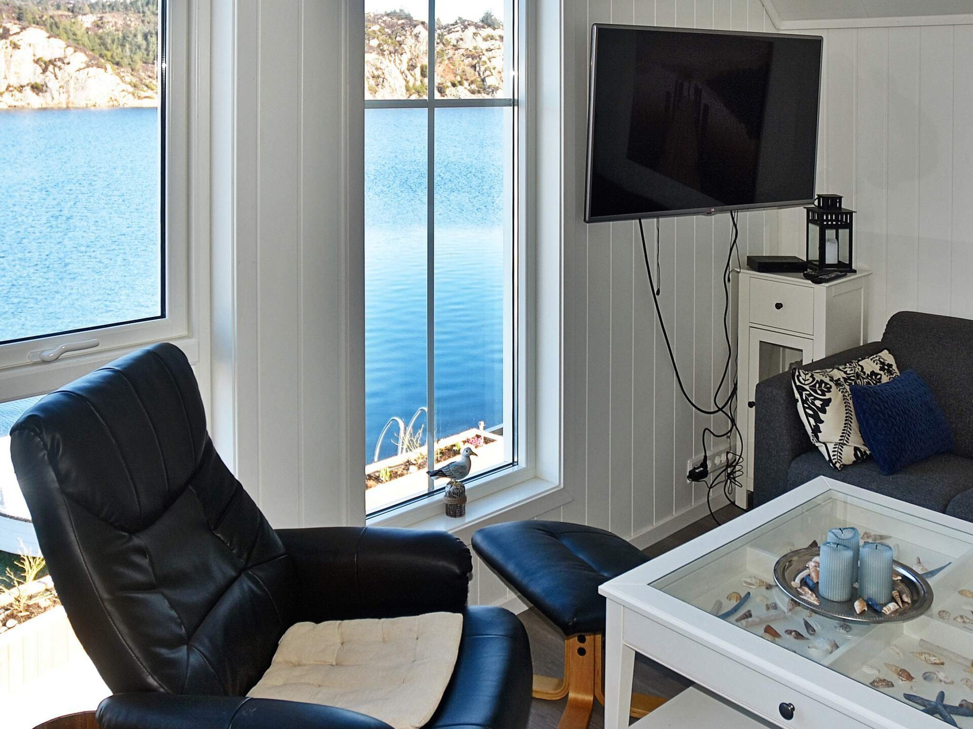 Lichtrijk vakantiehuis direct aan de fjord in Urangsvåg - foto 16