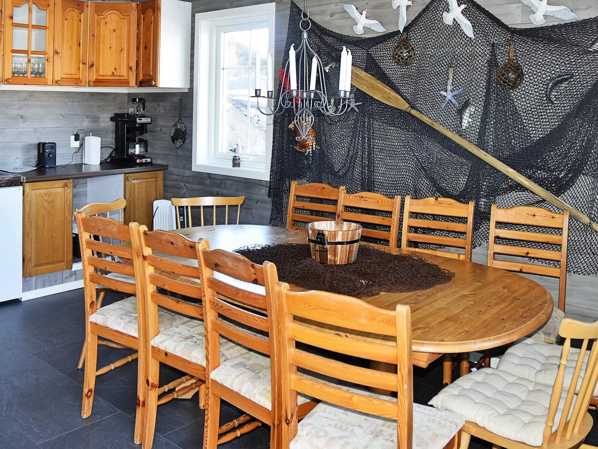 Lichtrijk vakantiehuis direct aan de fjord in Urangsvåg - foto 24