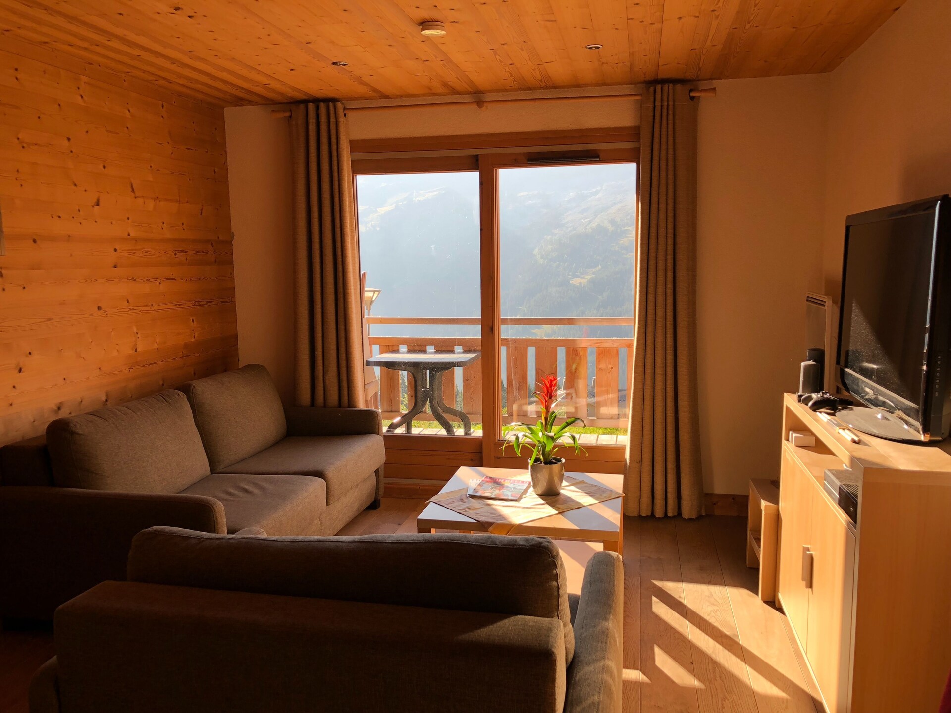 Stijlvol appartement in Flaine, direct aan de piste van het Grand Massif - foto 2