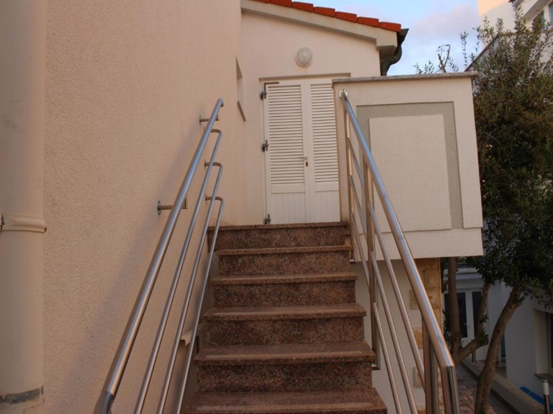 Appartement aan zee met privéstrand en bootligplaats in Stara Novalja - foto 17