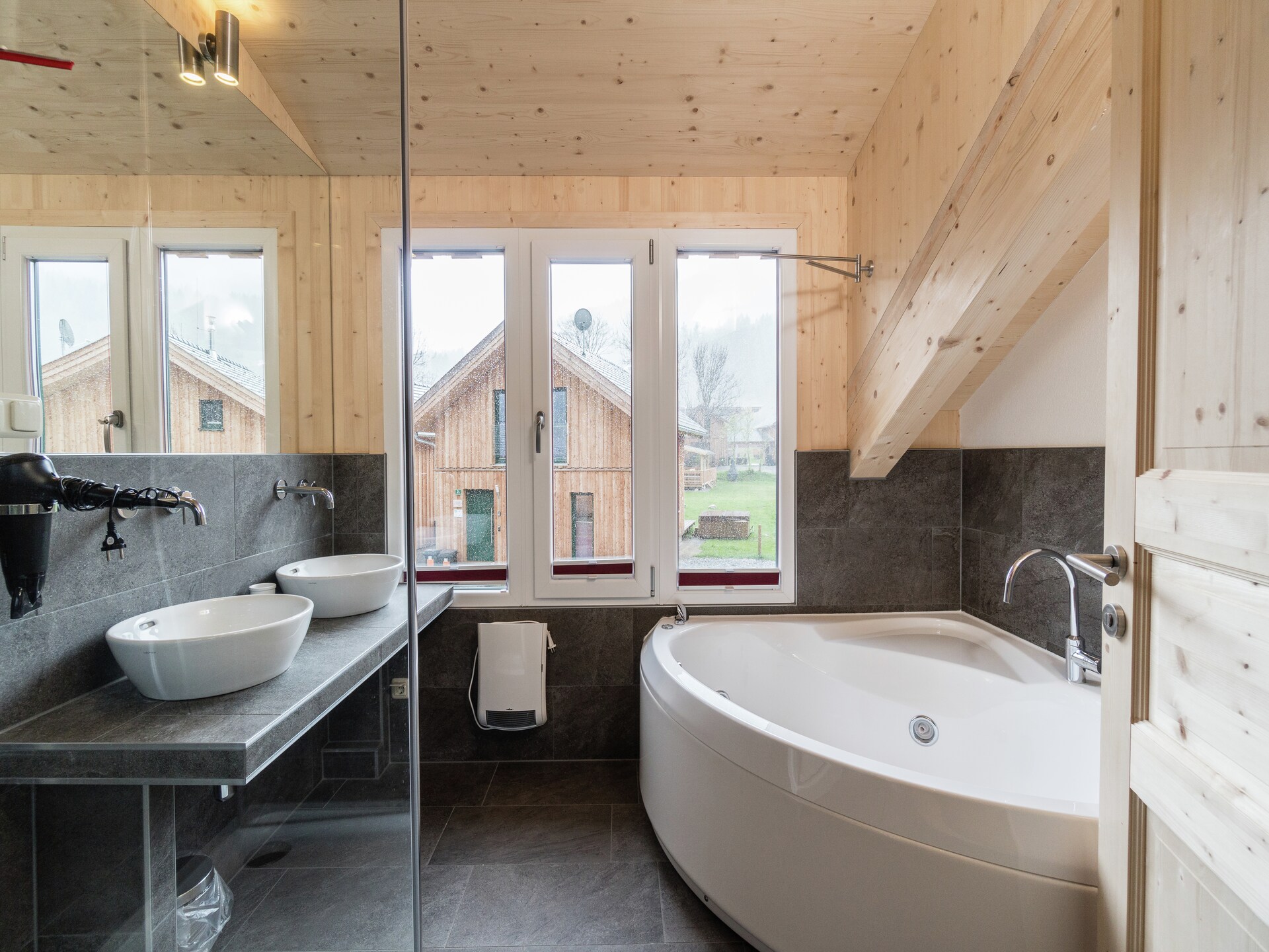 Ruim chalet voor 9 personen direct aan de piste in Kreischberg - foto 15