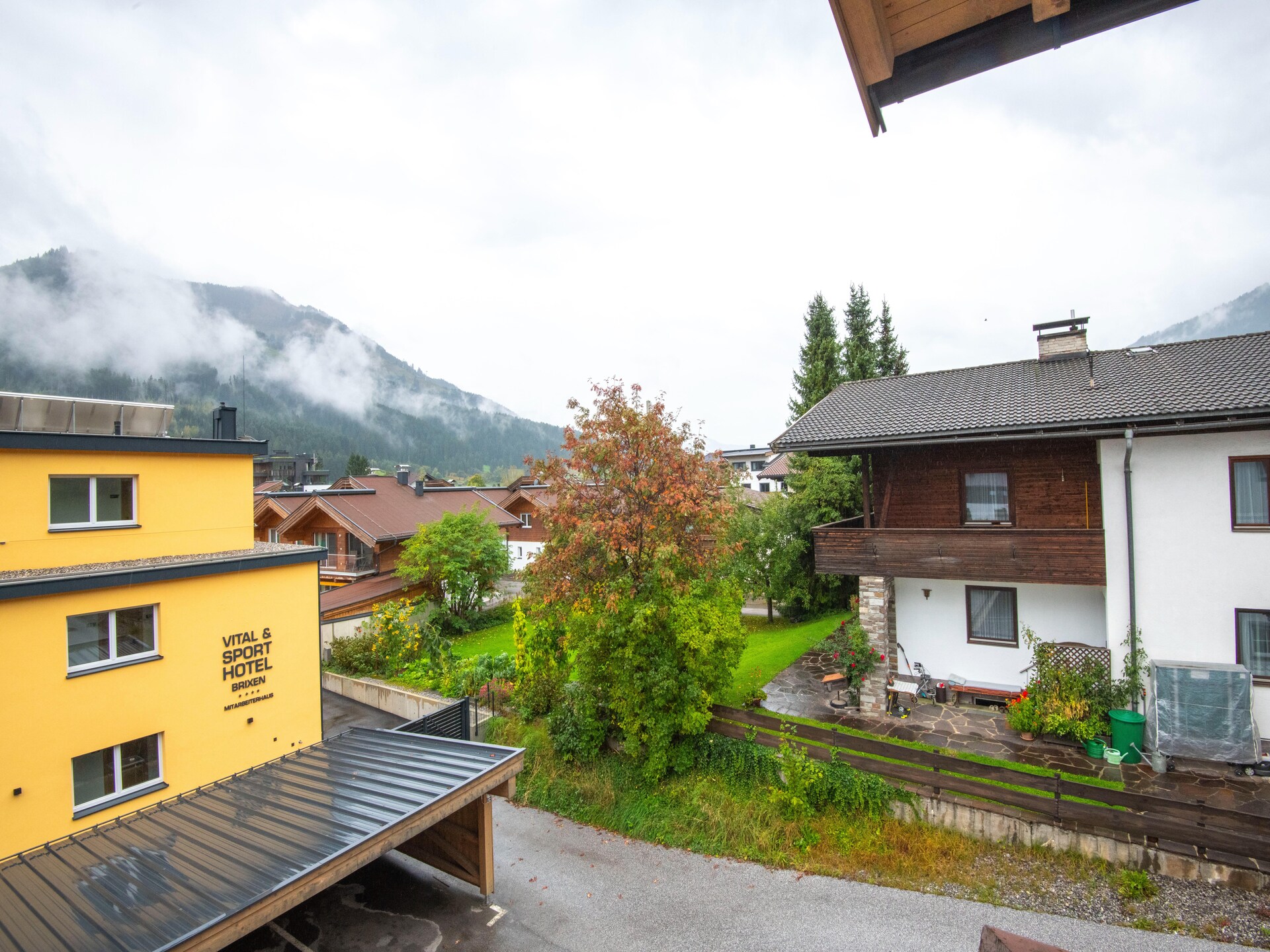 Top 4: Zonnig 6-persoons appartement aan de piste in Brixen im Thale - foto 19