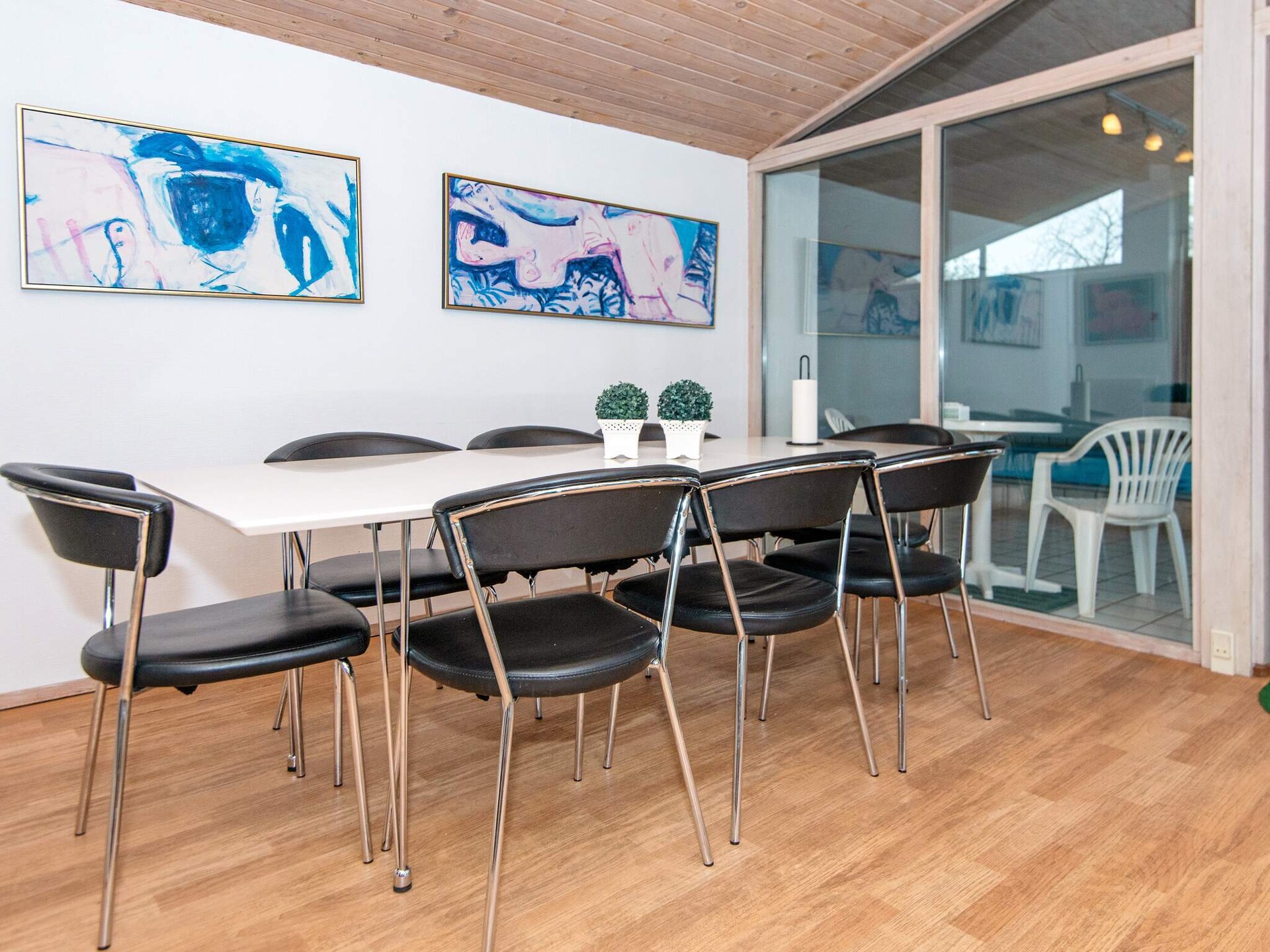 Ruim vakantiehuis met privé-zwembad en sauna op 300 meter van de zee - foto 23