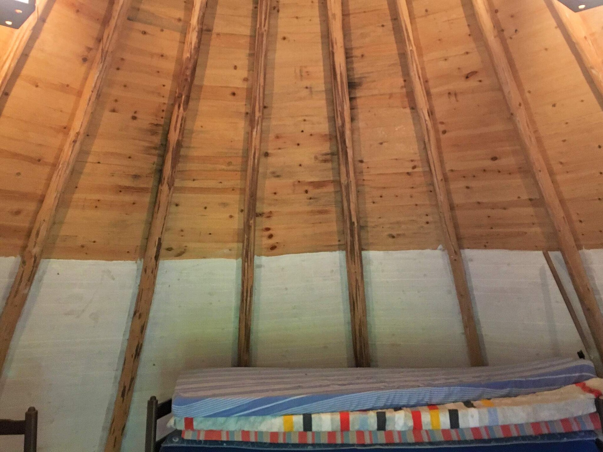 Authentiek Zweeds vakantiehuis bij bos en meer in Åsarp - foto 4