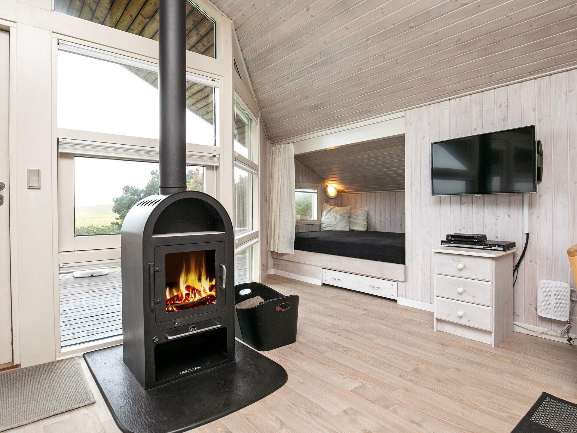 Vrijstaand vakantiehuis met sauna, whirlpool en zeezicht op 150m van strand - foto 12