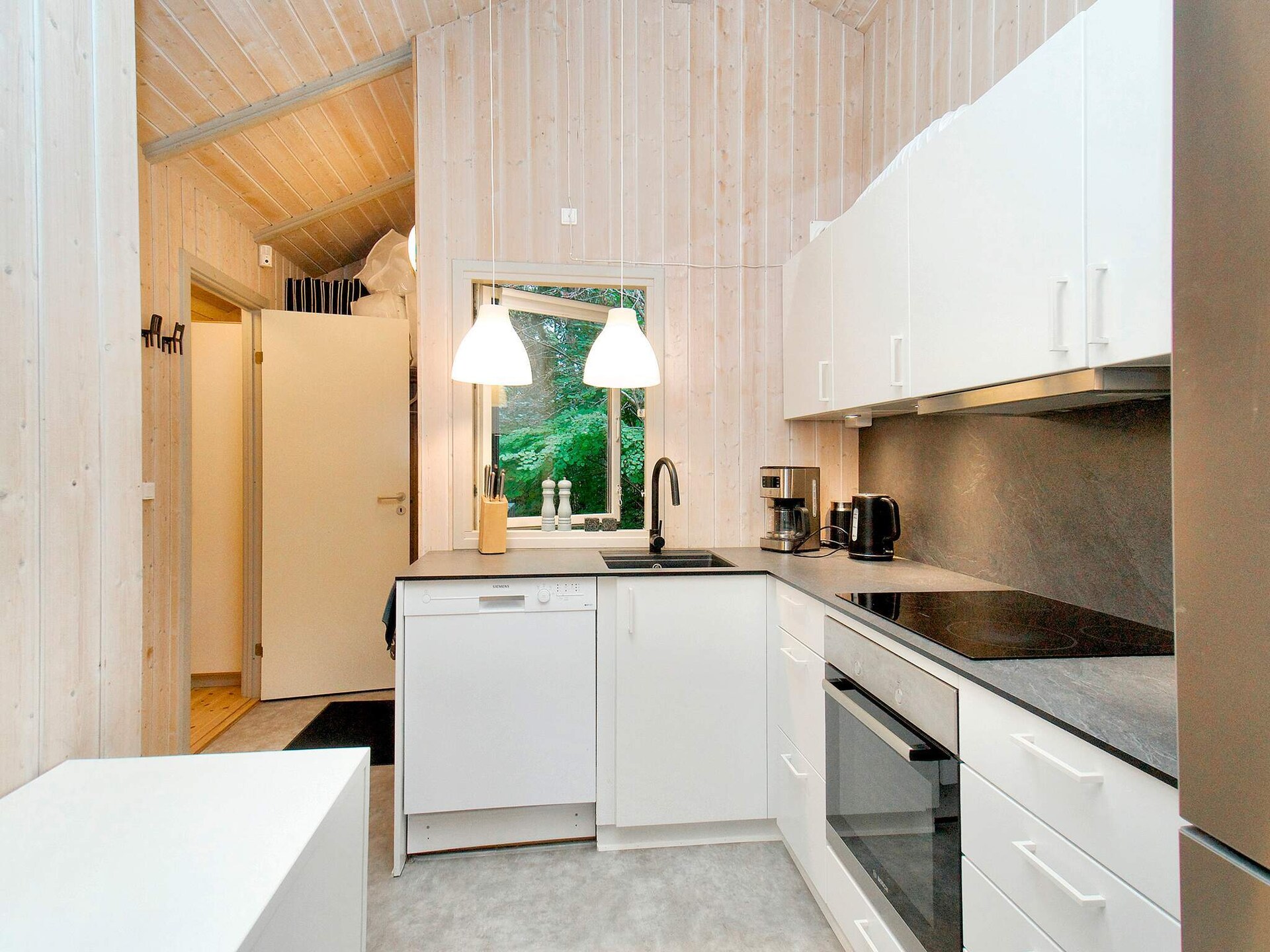Sfeervol vakantiehuis in Melby met sauna en whirlpool voor 8 personen - foto 35