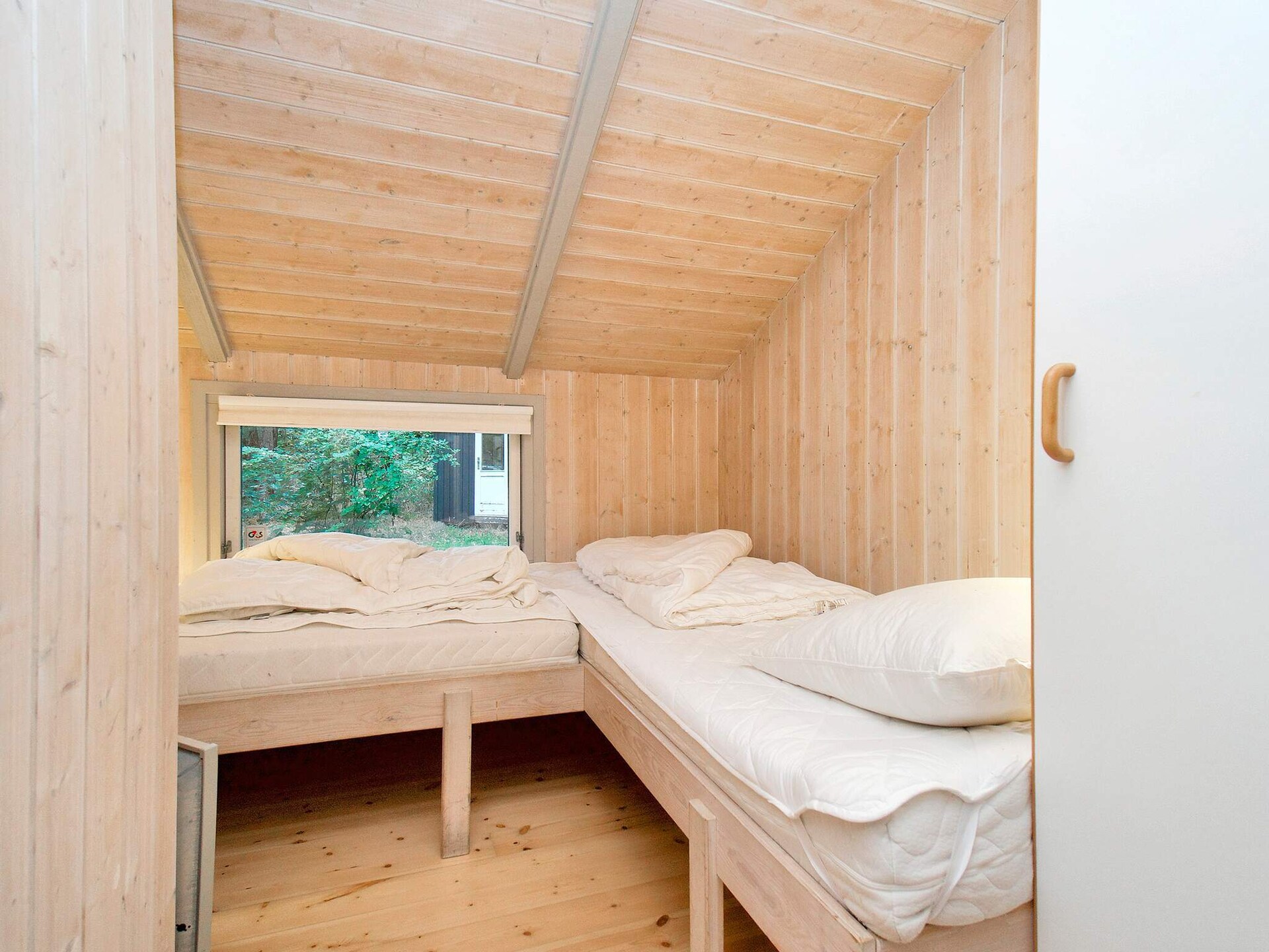 Sfeervol vakantiehuis in Melby met sauna en whirlpool voor 8 personen - foto 38