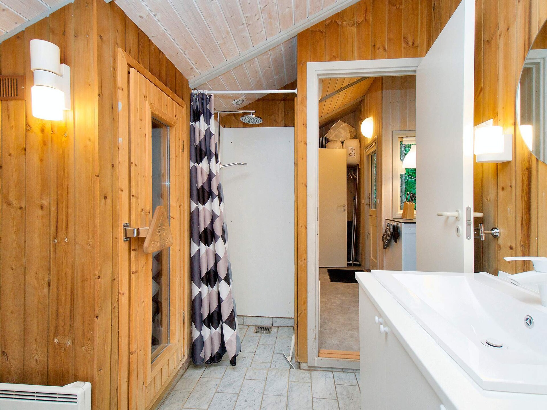 Sfeervol vakantiehuis in Melby met sauna en whirlpool voor 8 personen - foto 40