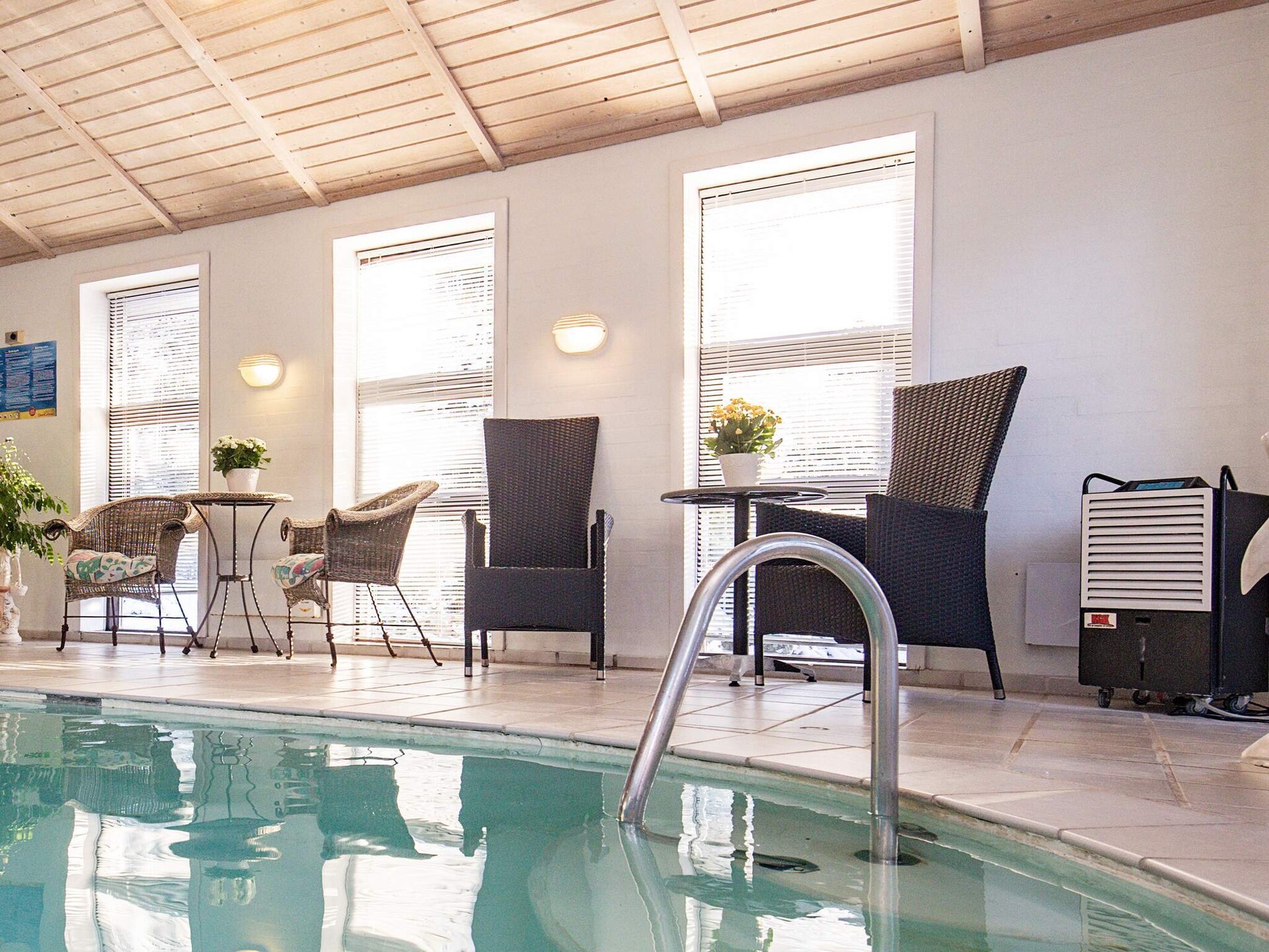 Ruim vakantiehuis voor 12 personen met privézwembad, whirlpool en sauna - foto 16