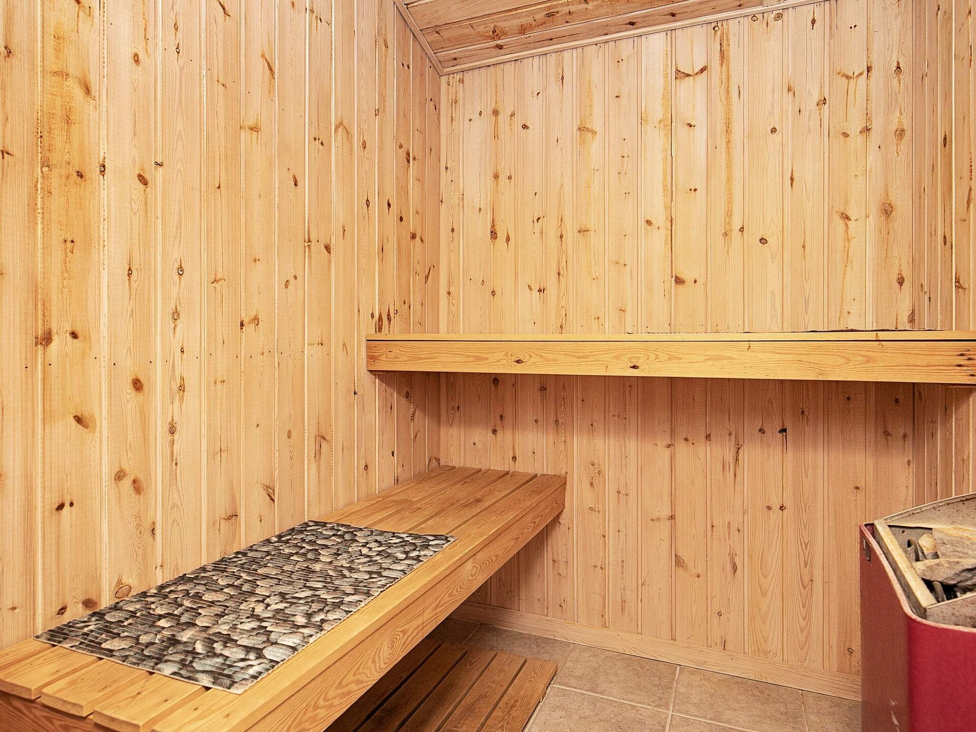 Luxe vakantiehuis voor 12 personen met zwembad en sauna, 800m van zee - foto 32