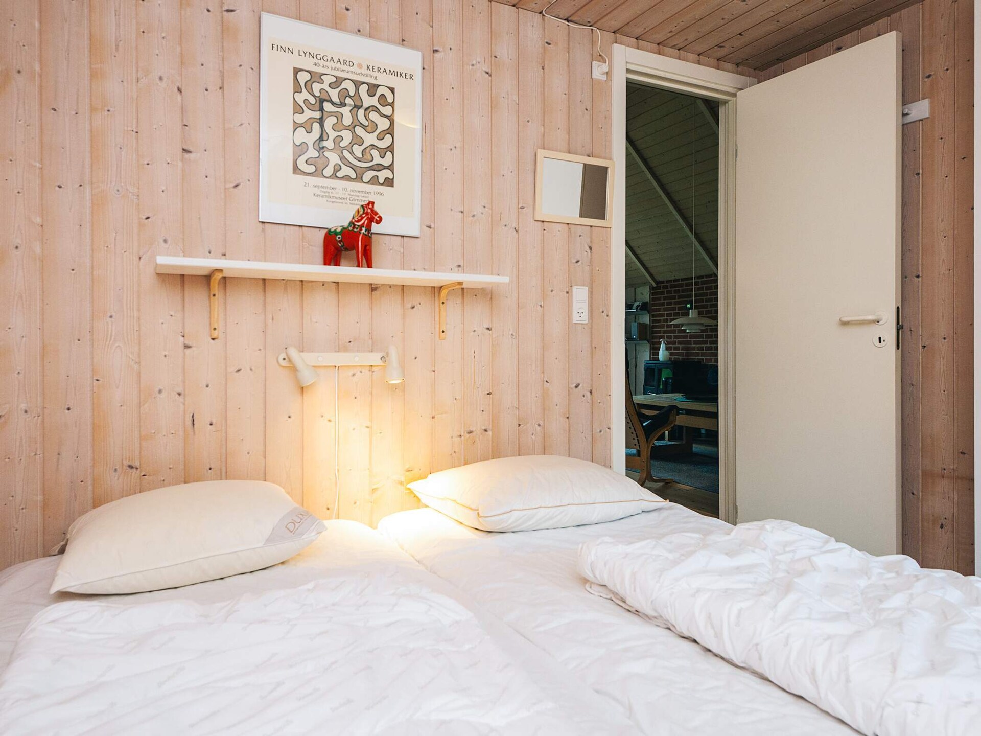 Licht houten vakantiehuis met whirlpool en tuinspel nabij Blåvand strand - foto 28