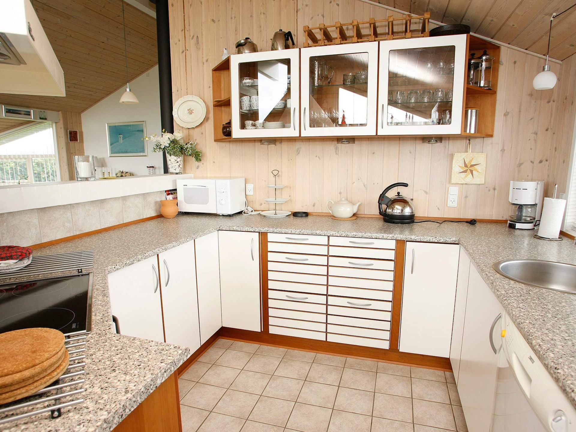 Luxe vrijstaand vakantiehuis met sauna en whirlpool op slechts 200 meter van zee - foto 23