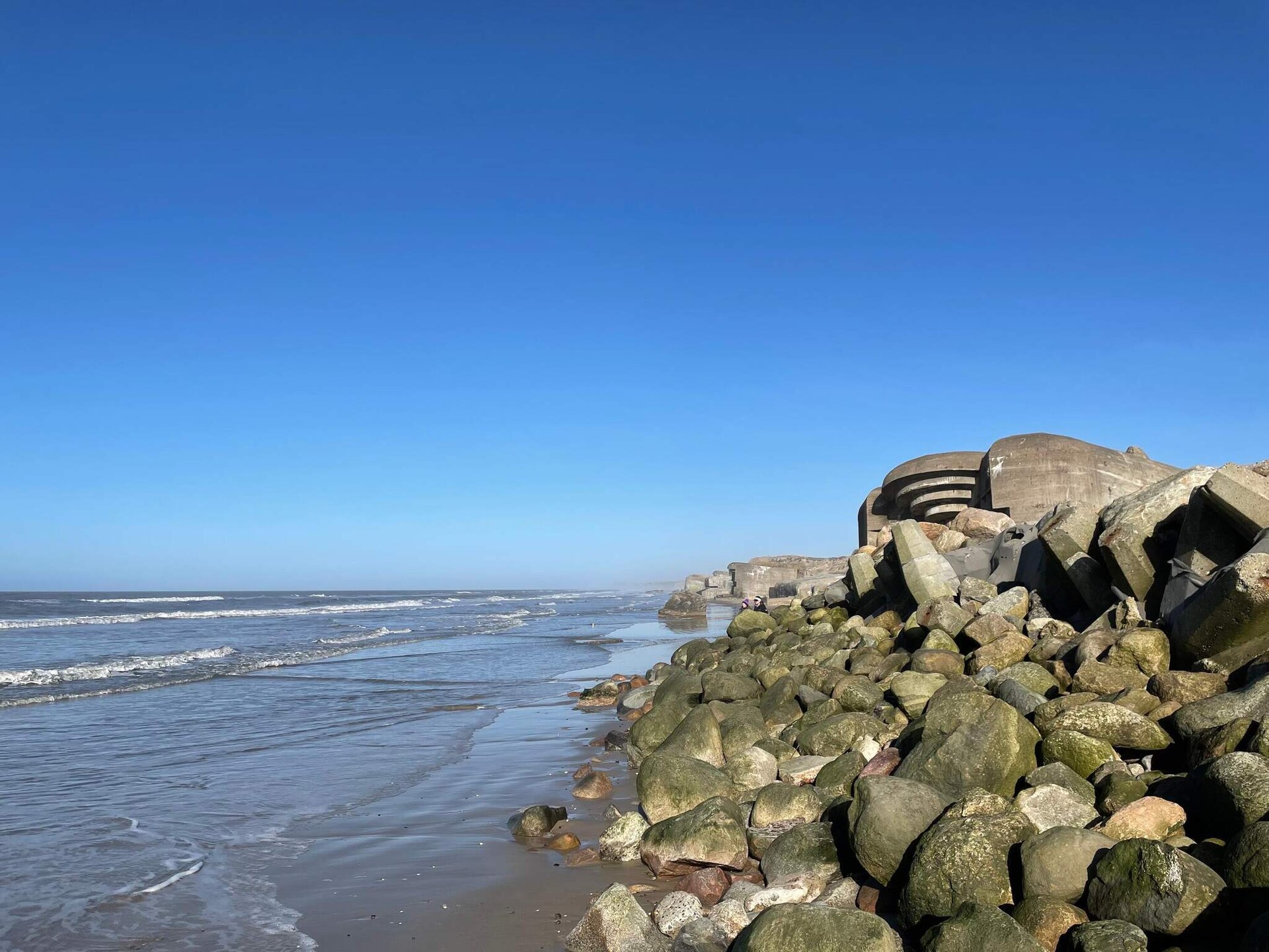 Aan zee: Ruim vakantiehuis in Løkken met whirlpool en sauna - foto 15
