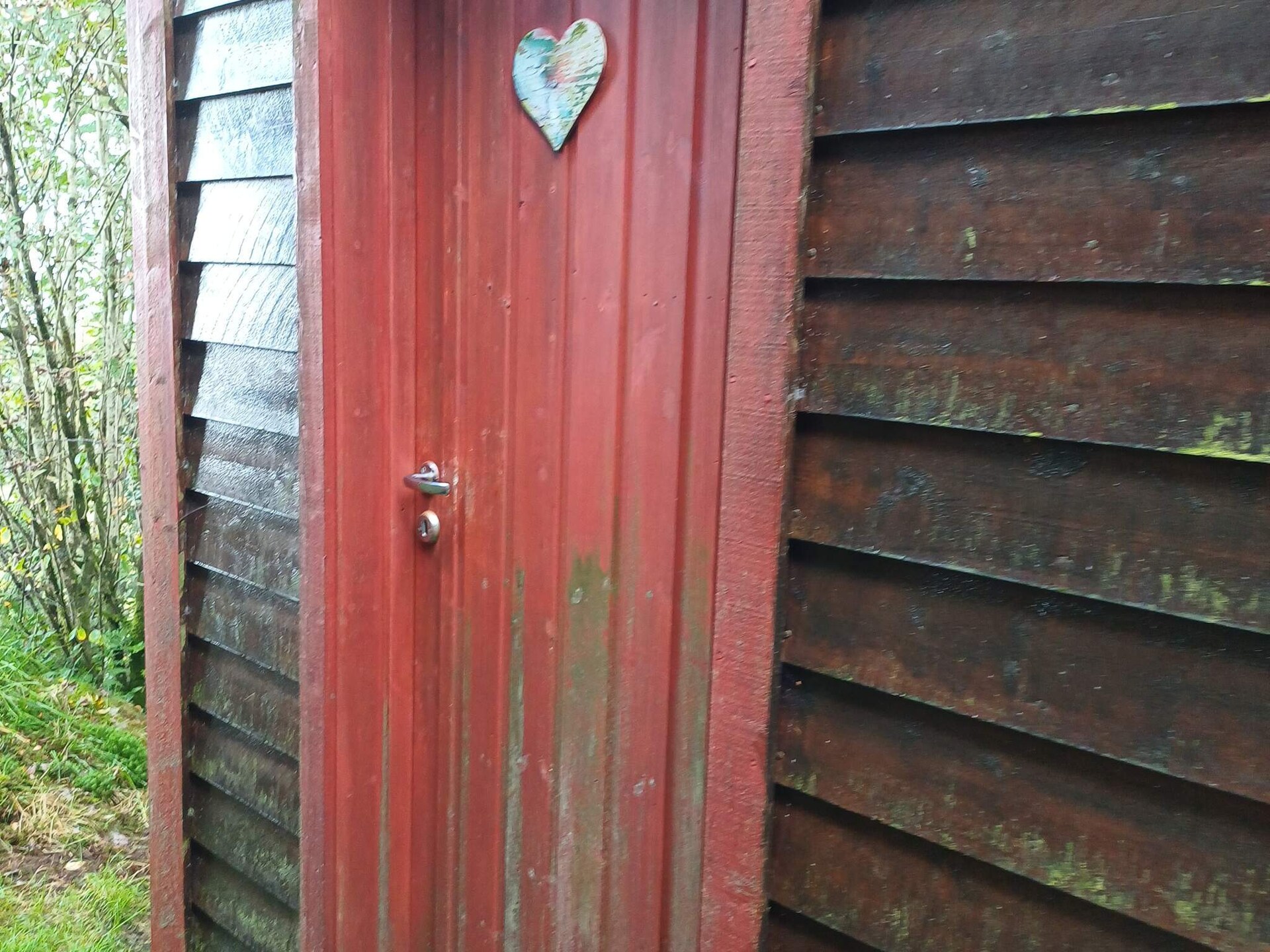 Vrijstaand houten vakantiehuis met uitzicht op de Ålefjord bij Skjold - foto 8