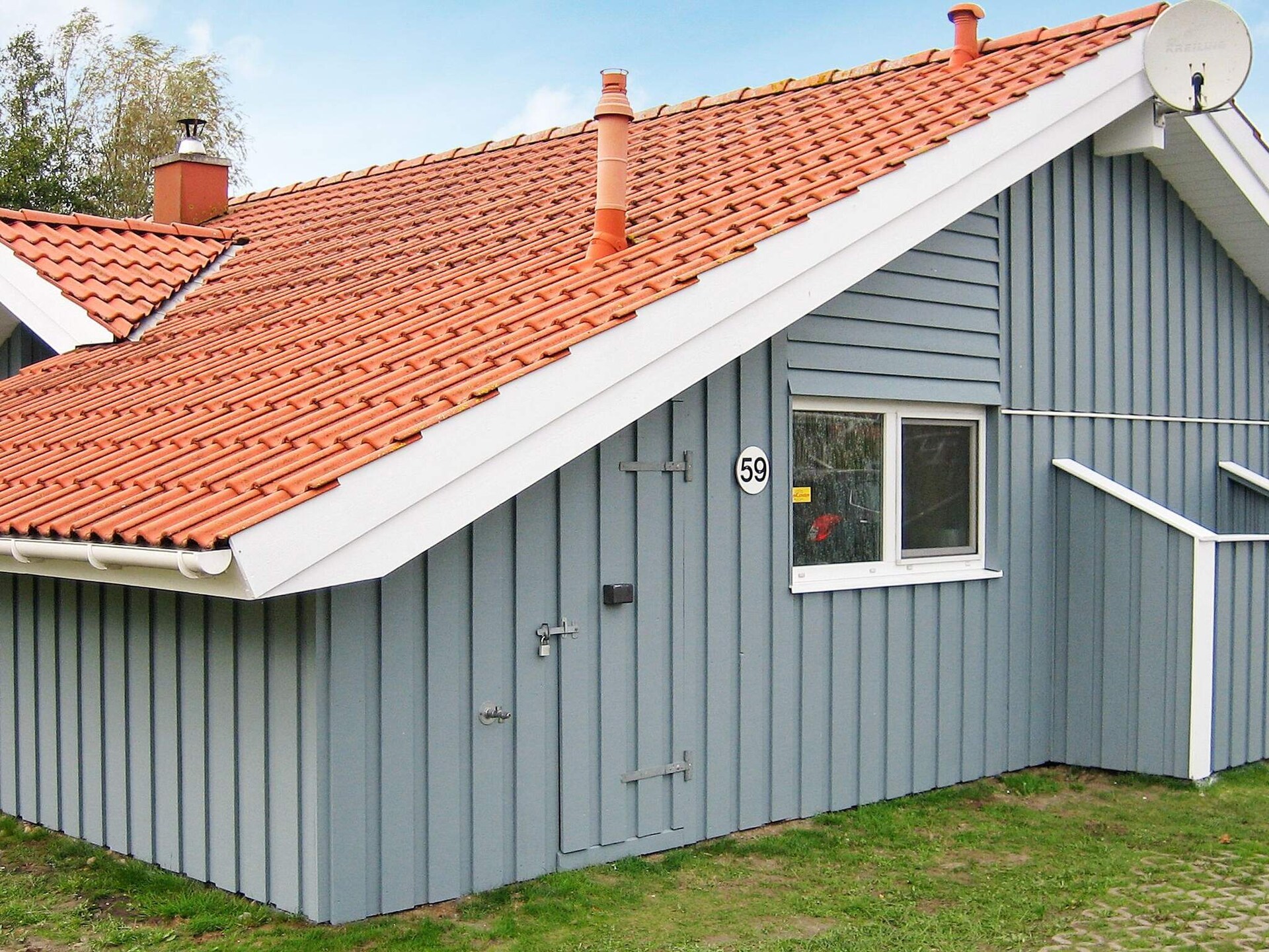 Vrijstaand vakantiehuis met sauna en whirlpool direct aan het meer in Otterndorf - foto 4