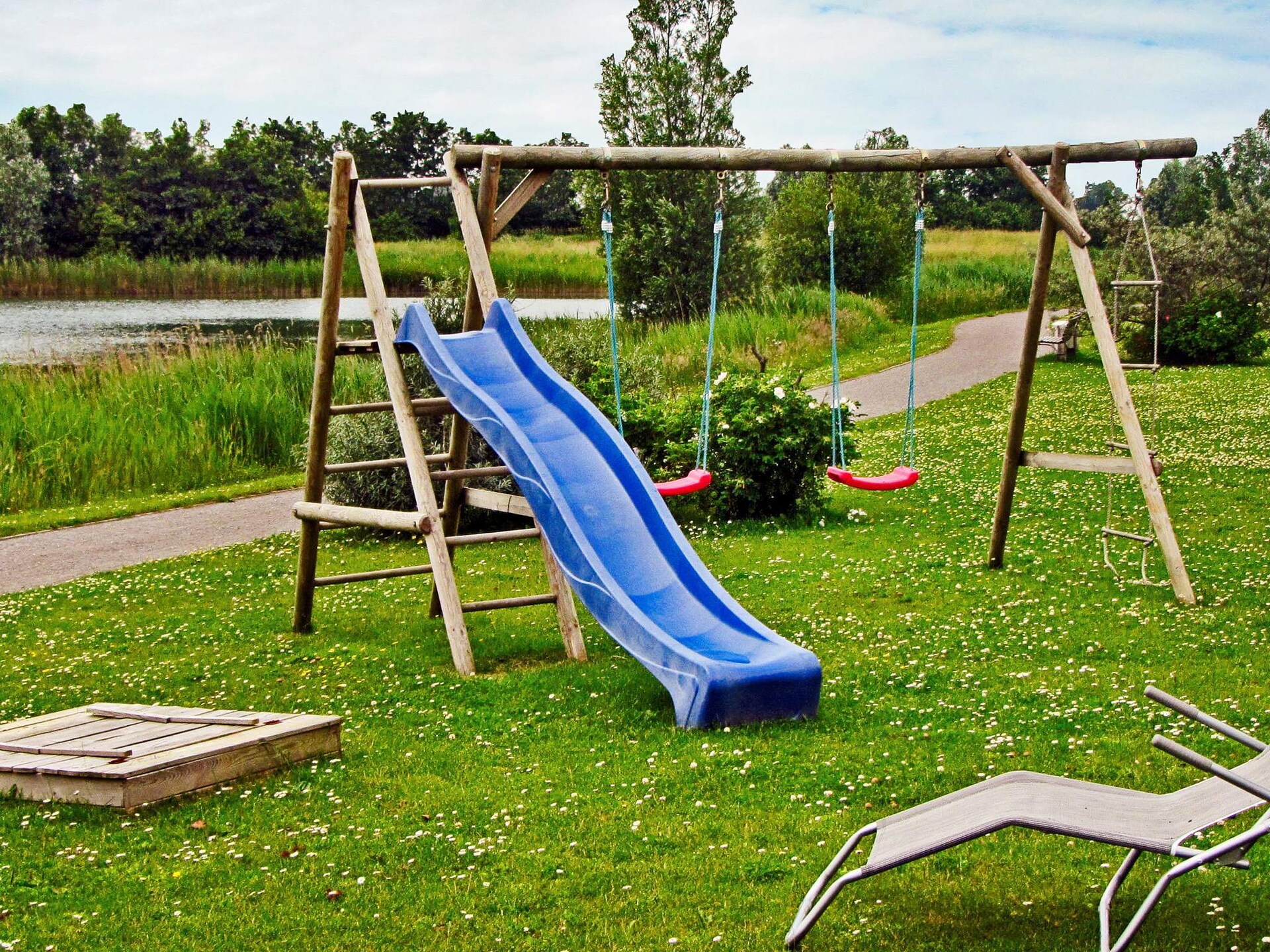 Op 1,5 km van zee: Ruim vakantiehuis in Ottendorf voor 12 personen · 135 m² - foto 21