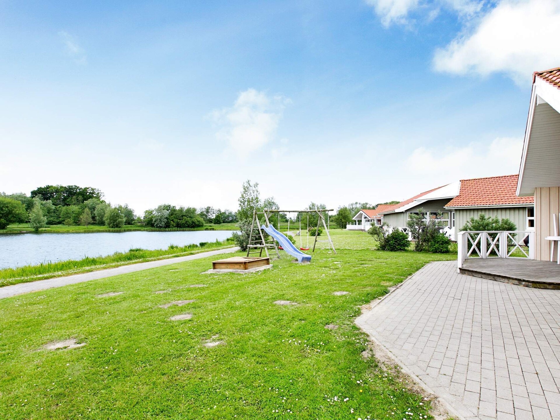 Op 1,5 km van zee: Ruim vakantiehuis in Ottendorf voor 12 personen · 135 m² - foto 23