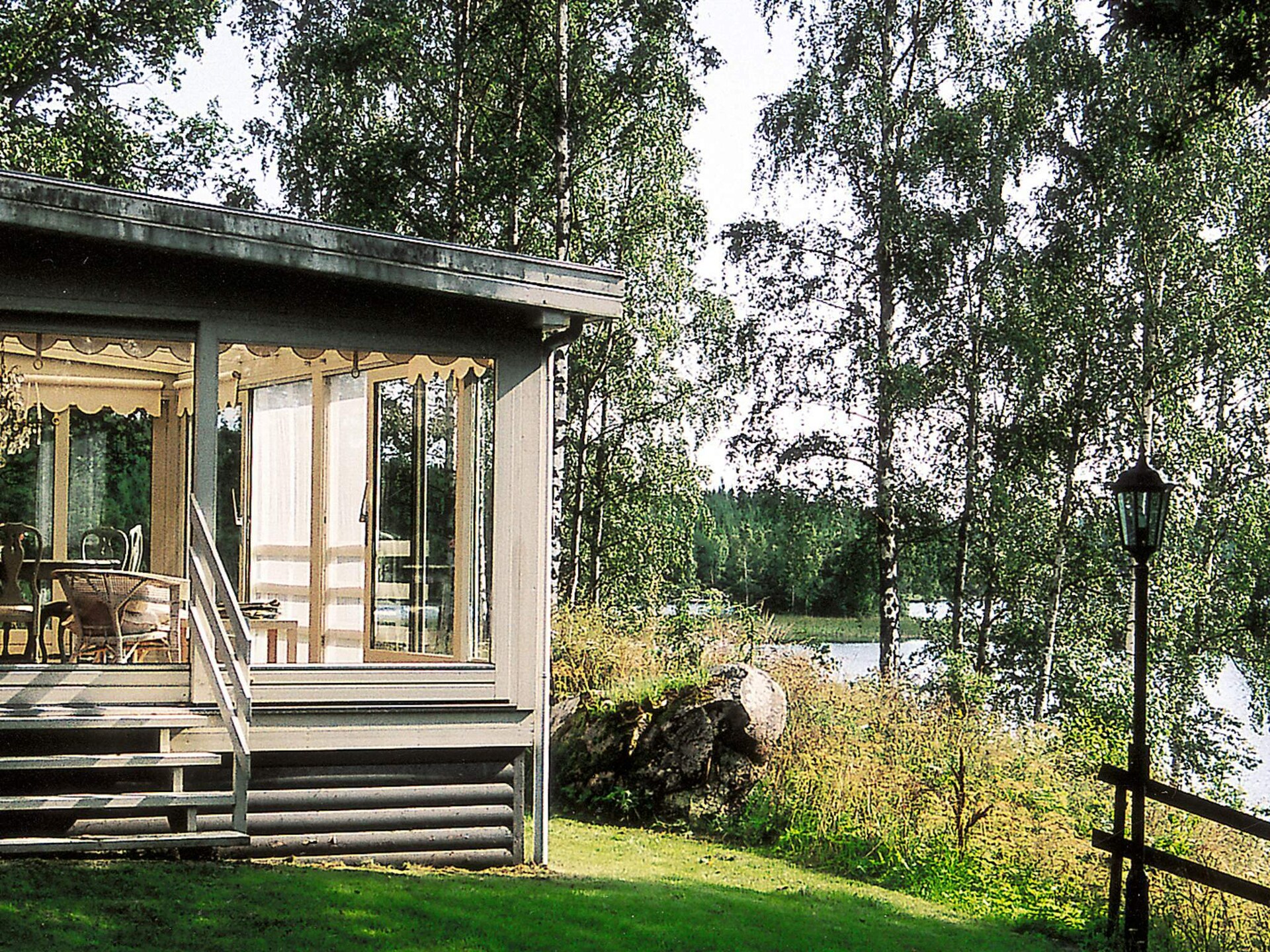 Vrijstaand vakantiehuis aan het meer in Åtvidaberg, Zweden - foto 8
