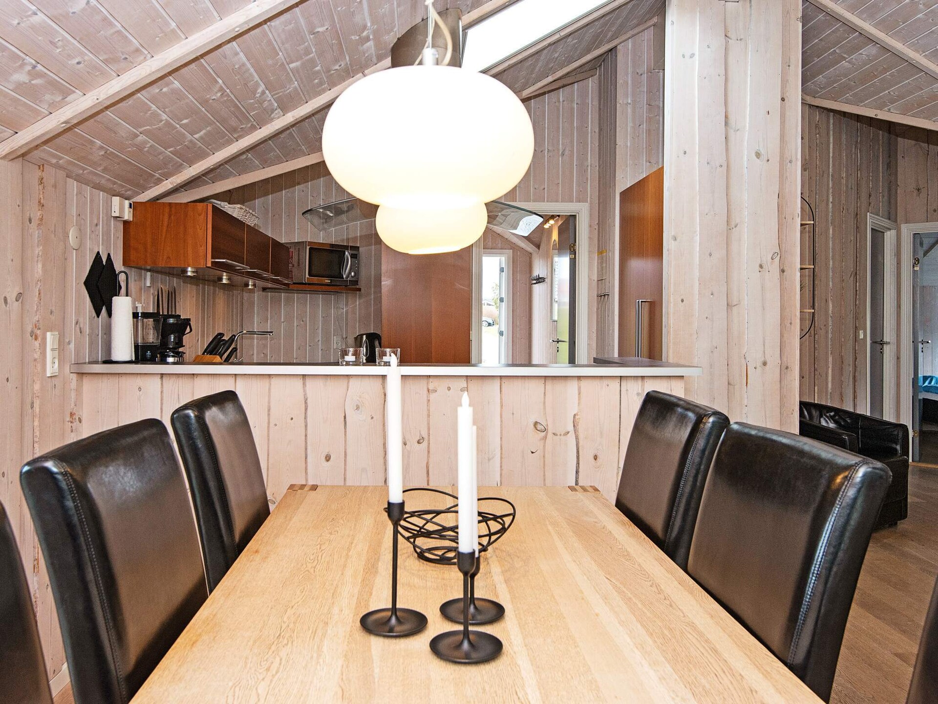 Licht vakantiehuis met sauna en whirlpool op 400 meter van de Oostzee - foto 16