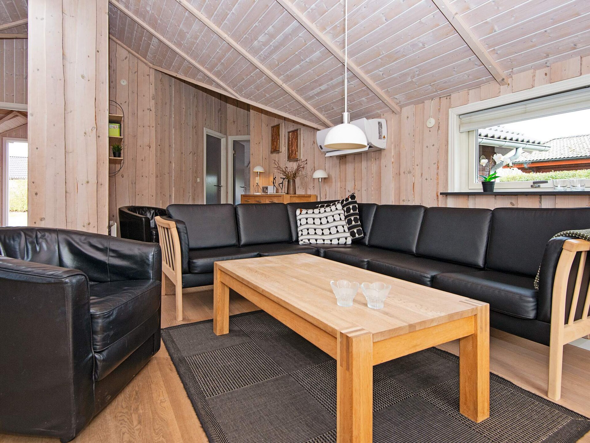 Licht vakantiehuis met sauna en whirlpool op 400 meter van de Oostzee - foto 13