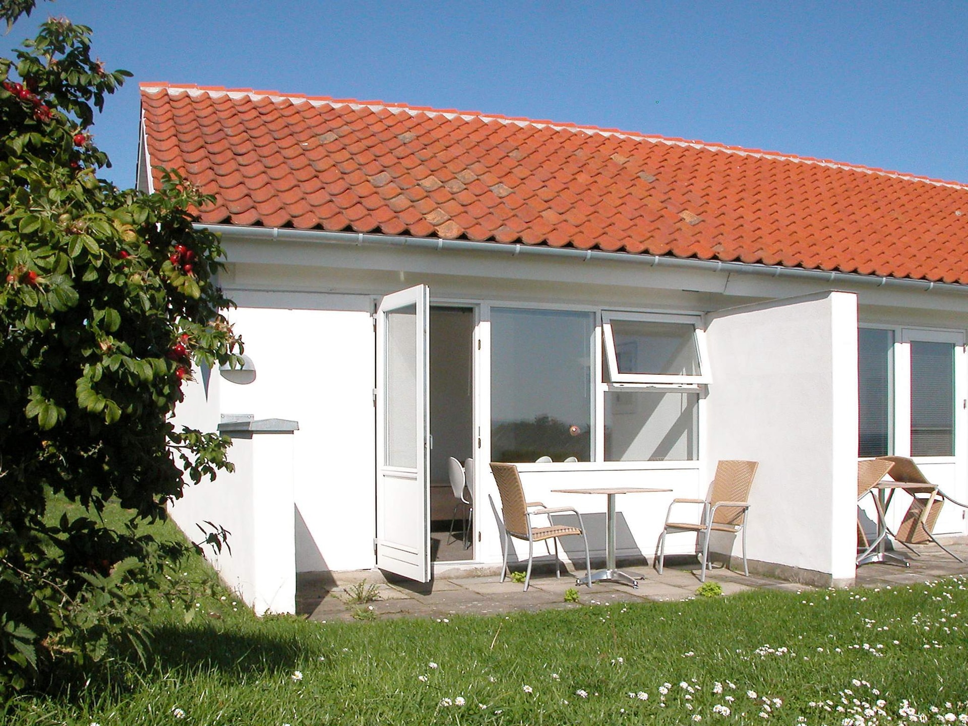 2-persoons appartement in Allinge direct aan zee - foto 3