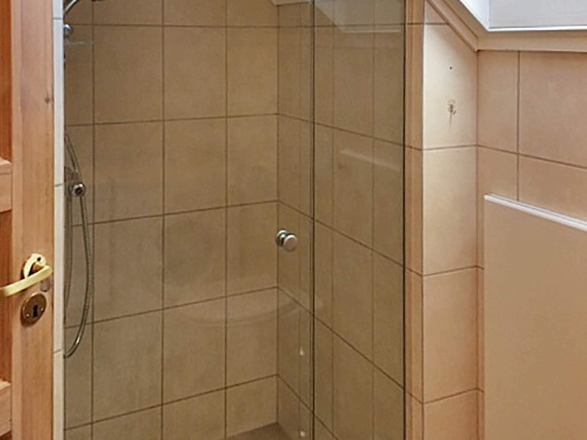 Vrijstaand vakantiehuis direct aan het water in Bru met panoramisch fjordzicht - foto 20