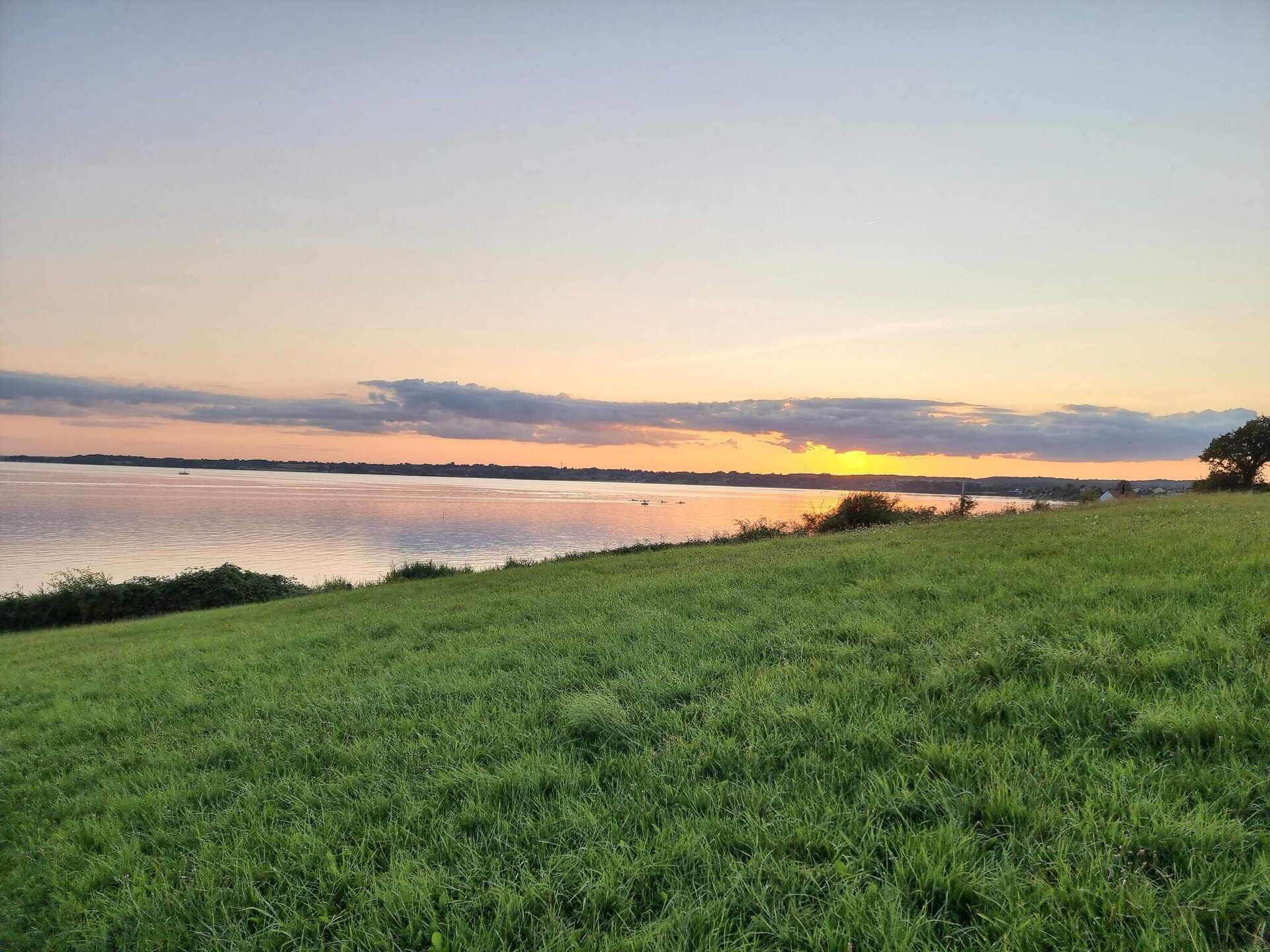 Luxe vakantiehuis direct aan het water met whirlpool en panoramisch zicht op de Flensburger Förde - foto 16